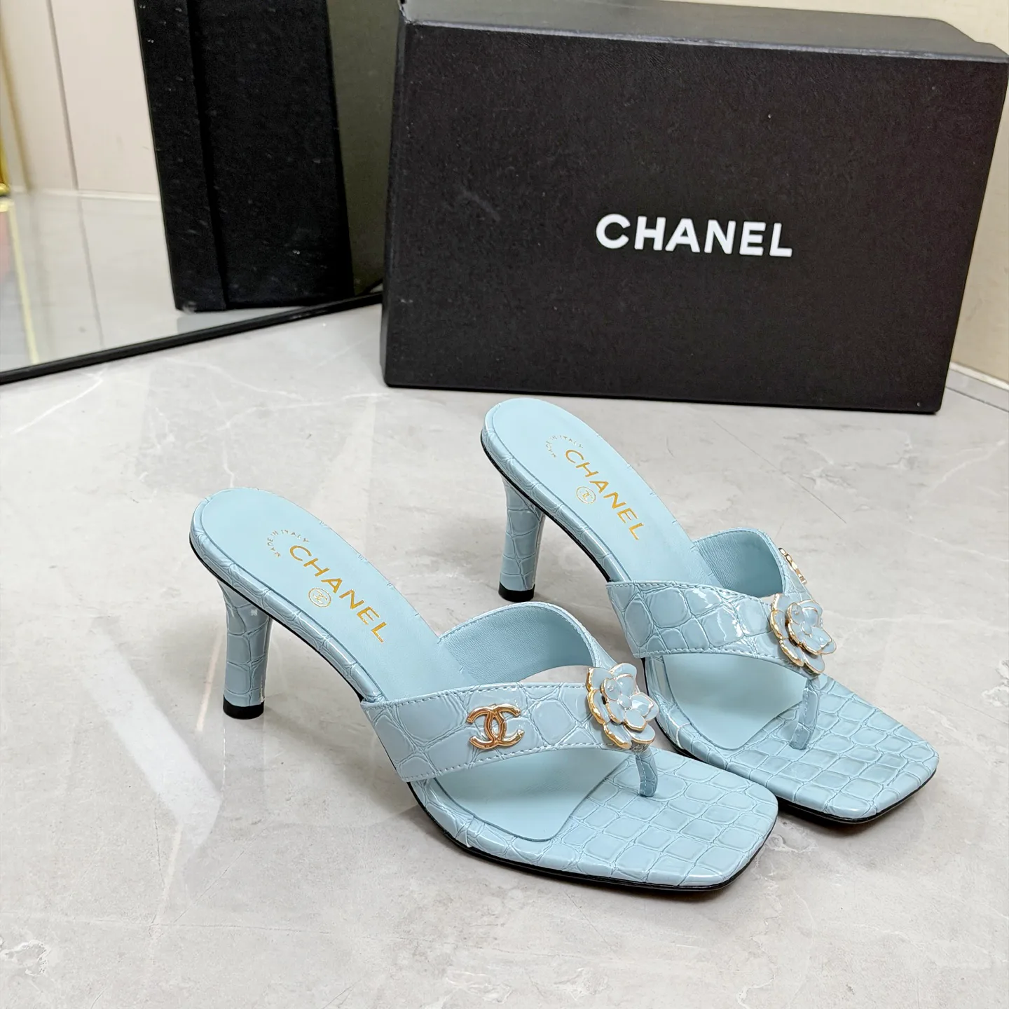 Босоножки Женские Chanel 17335025