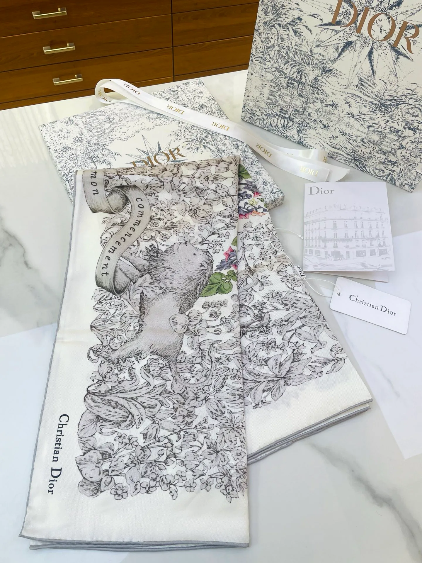 Платки Christian Dior 11406633