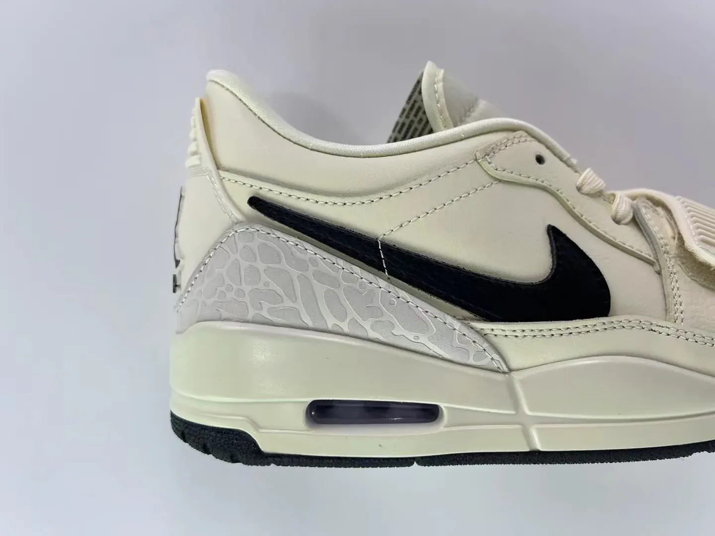 Кроссовки Женские Nike 4183