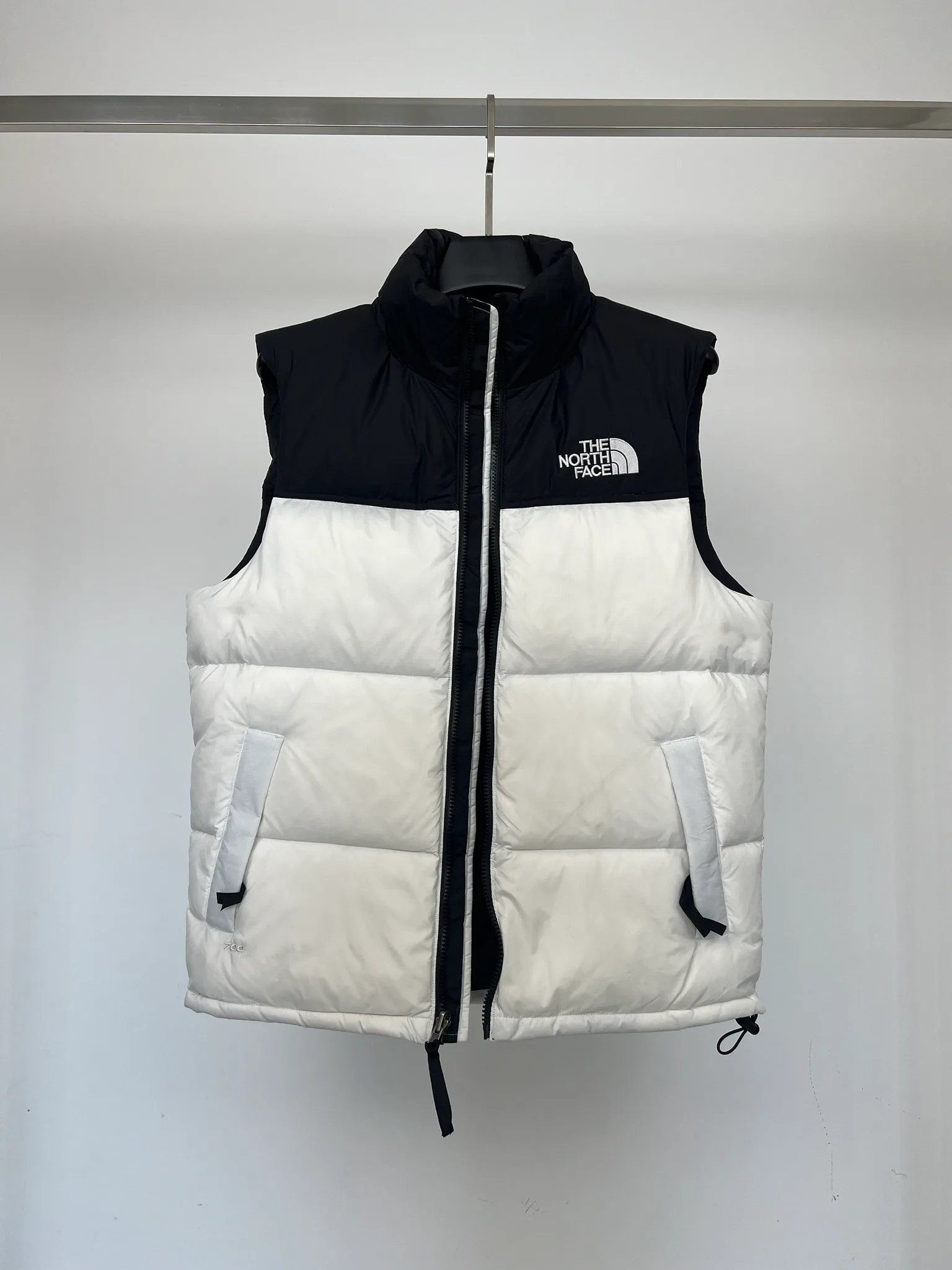 Жилеты Женские The North Face 18416029