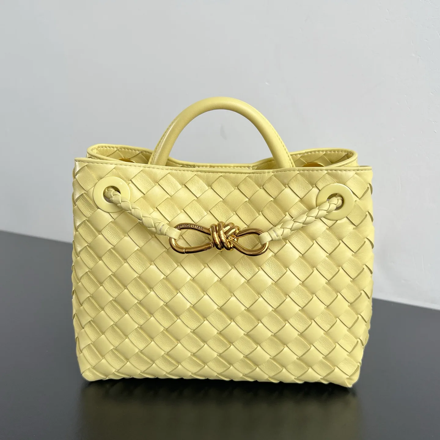 Классические Сумки Женские Bottega Veneta 17112448