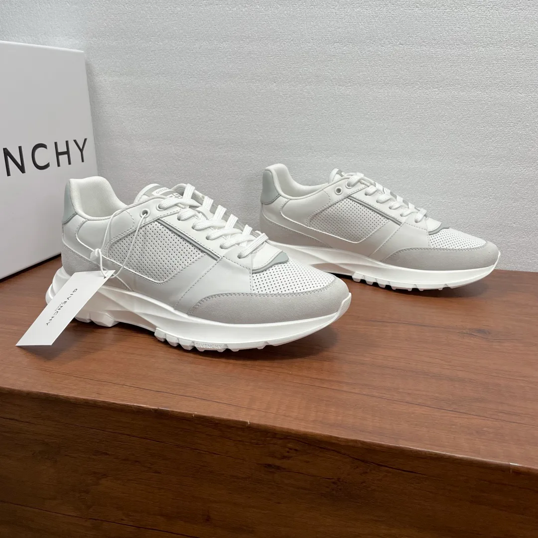 Кроссовки Мужские Givenchy 12788762