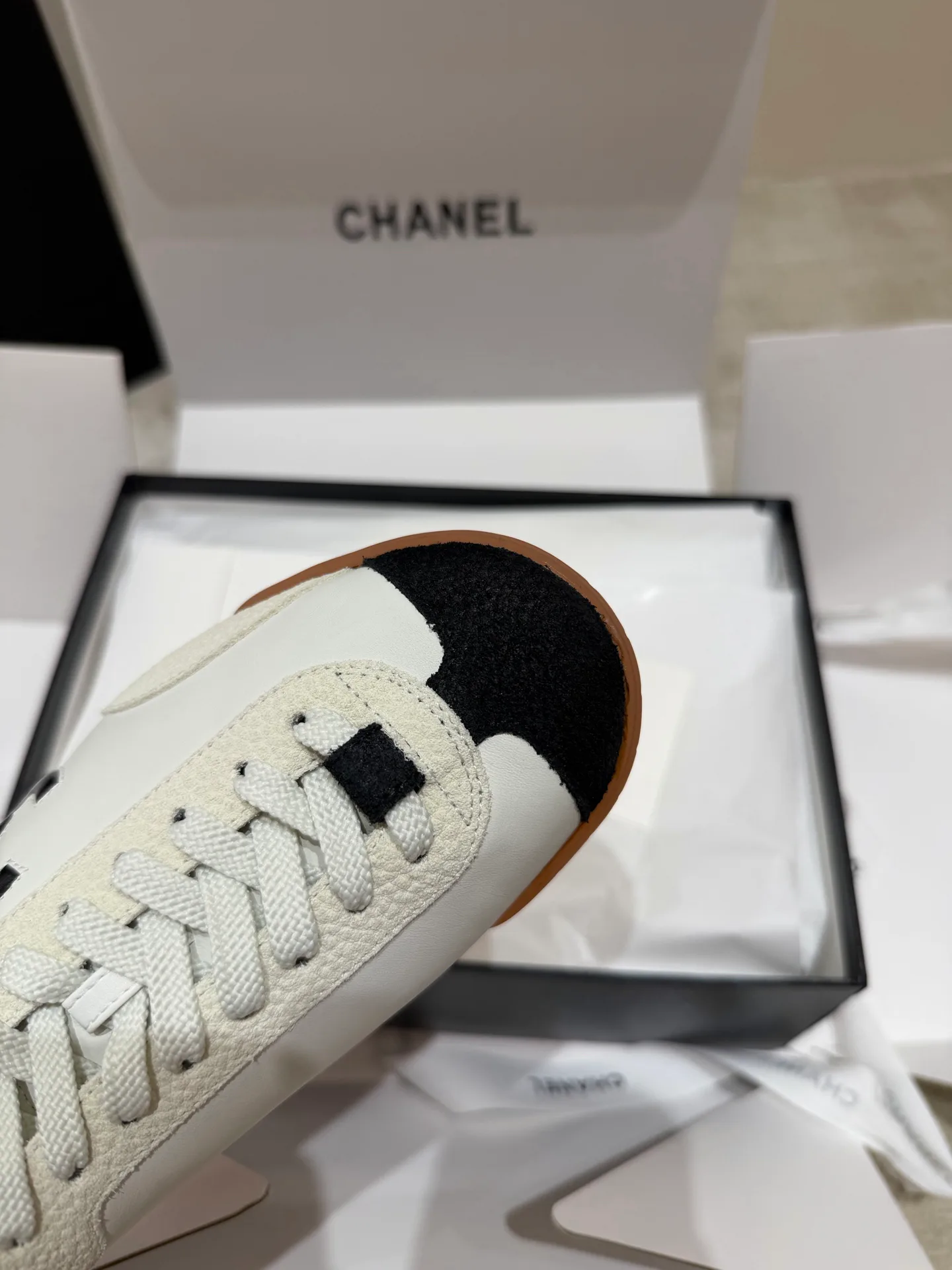 Кроссовки Женские Chanel 11685935