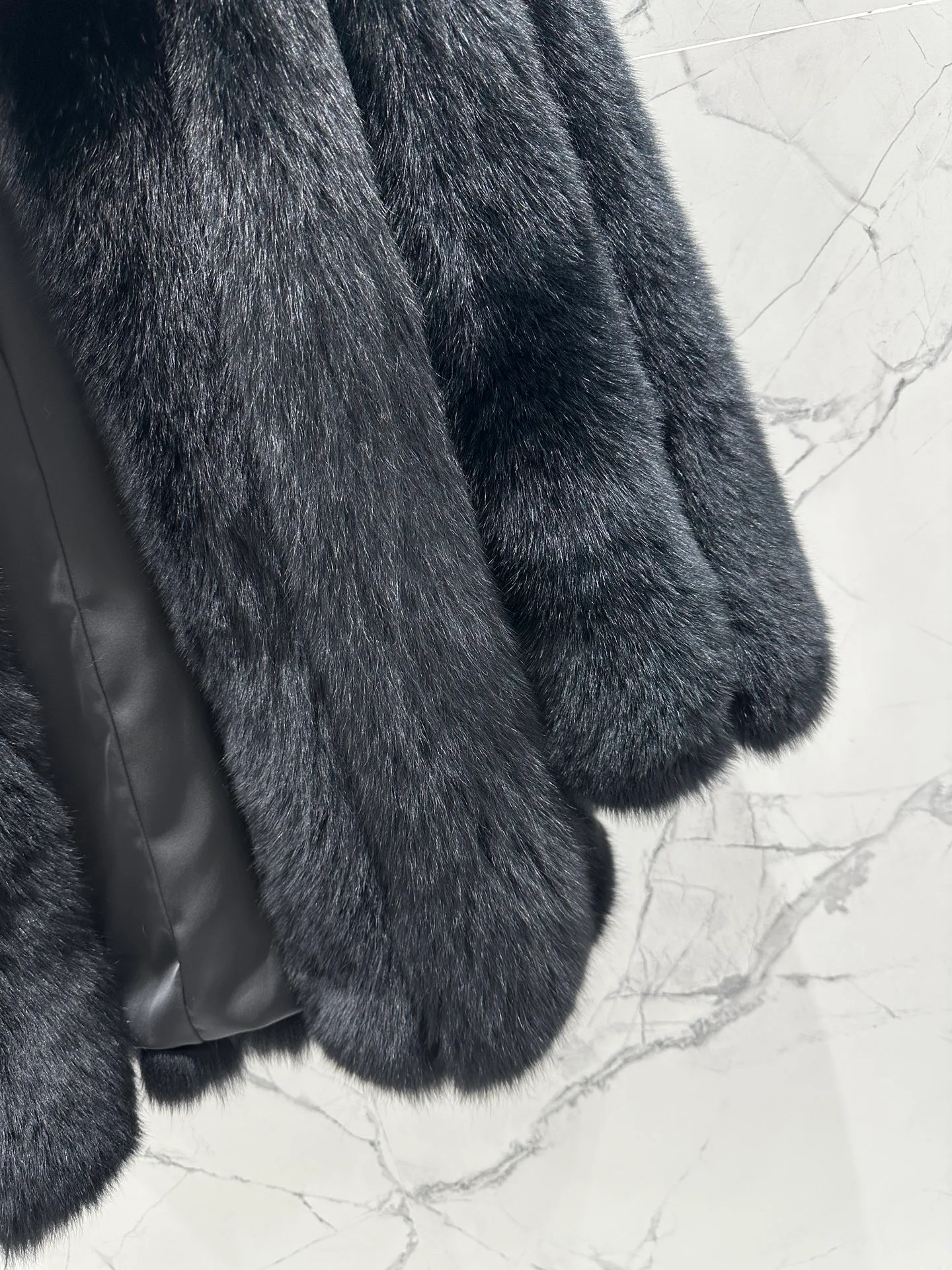 Шубы Женские Saint Laurent 18395997