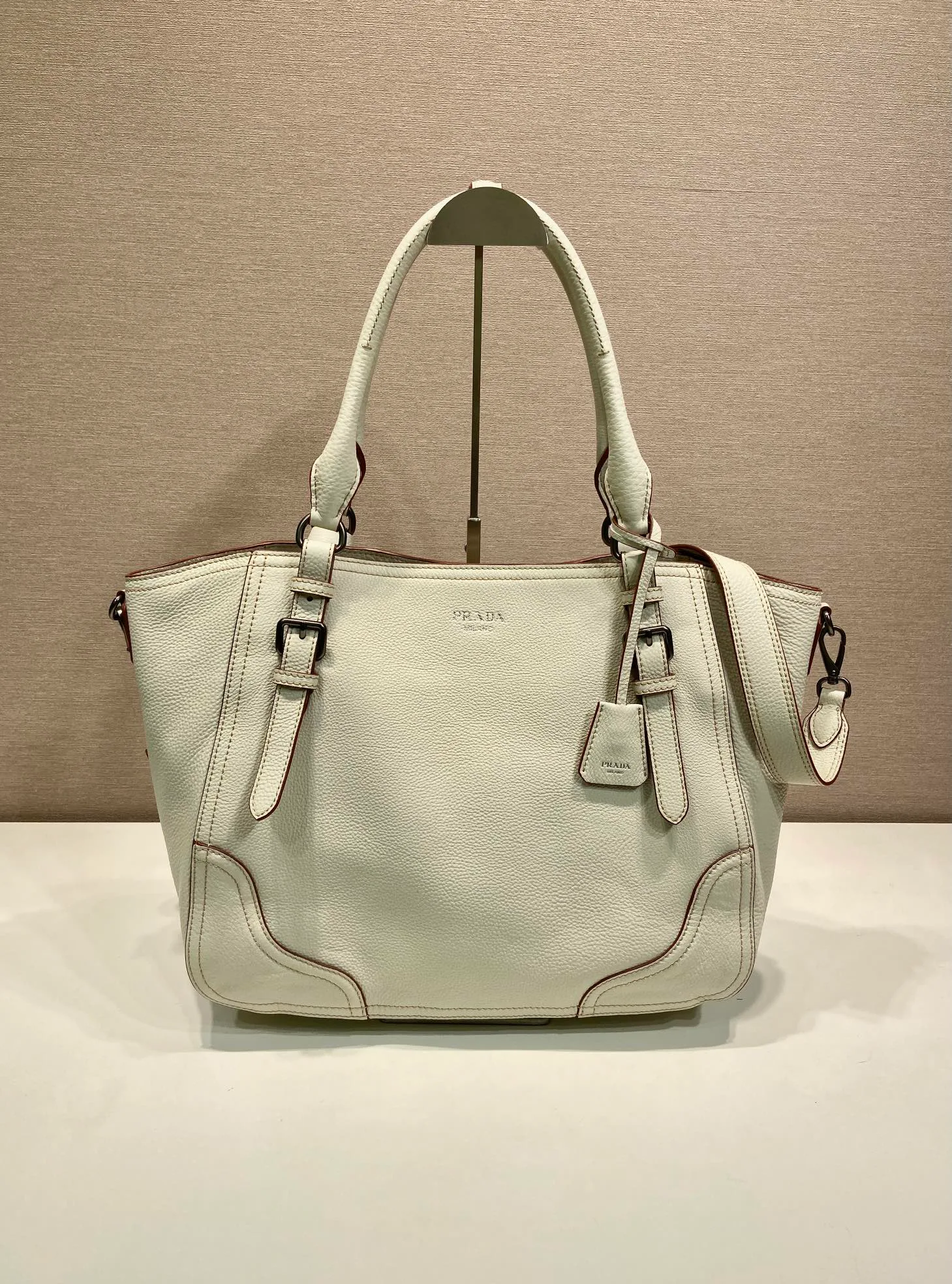Классические Сумки Женские Prada 10979000