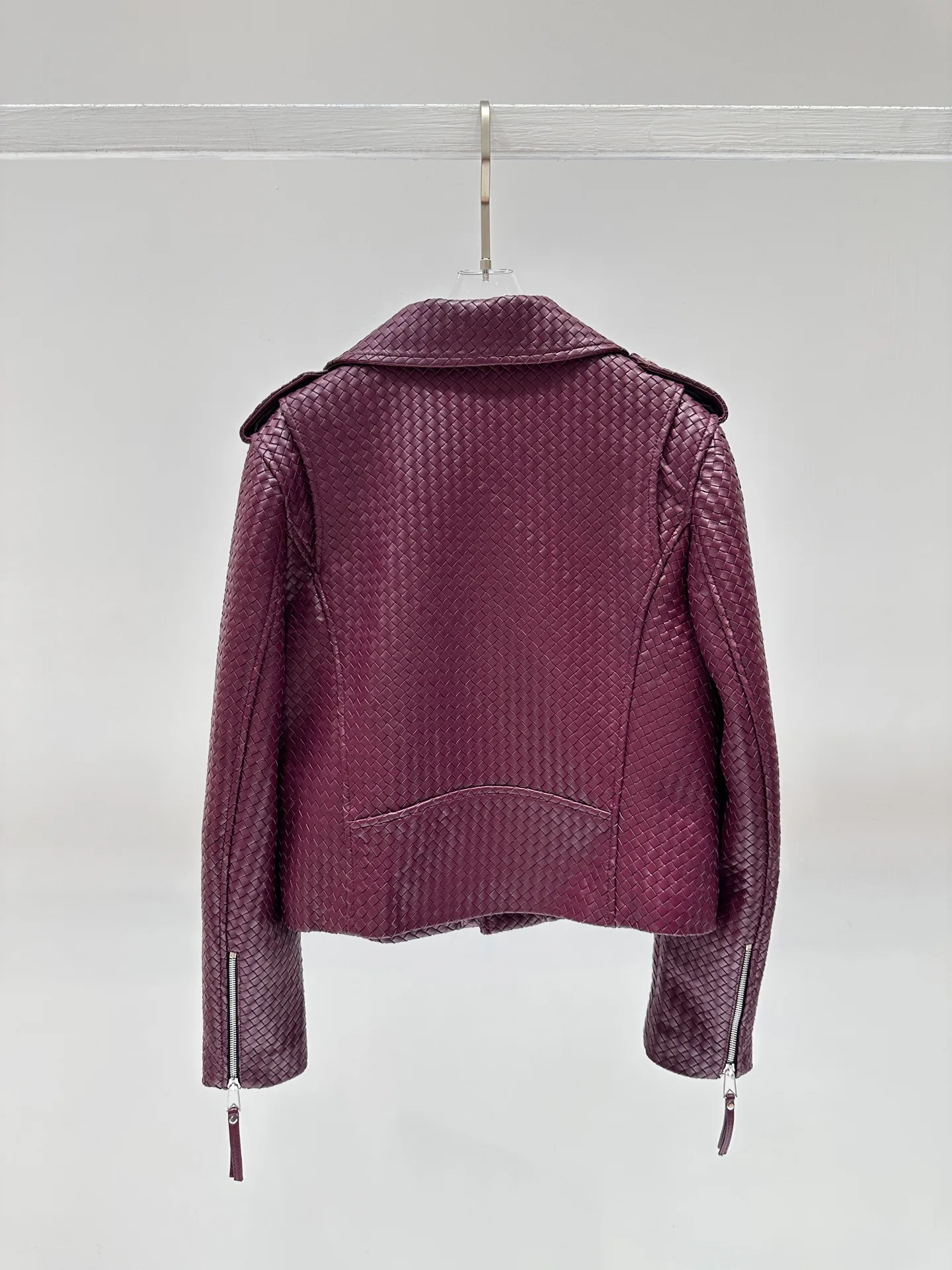 Кожаные Куртки И Дублёнки Женские Bottega Veneta 19117896
