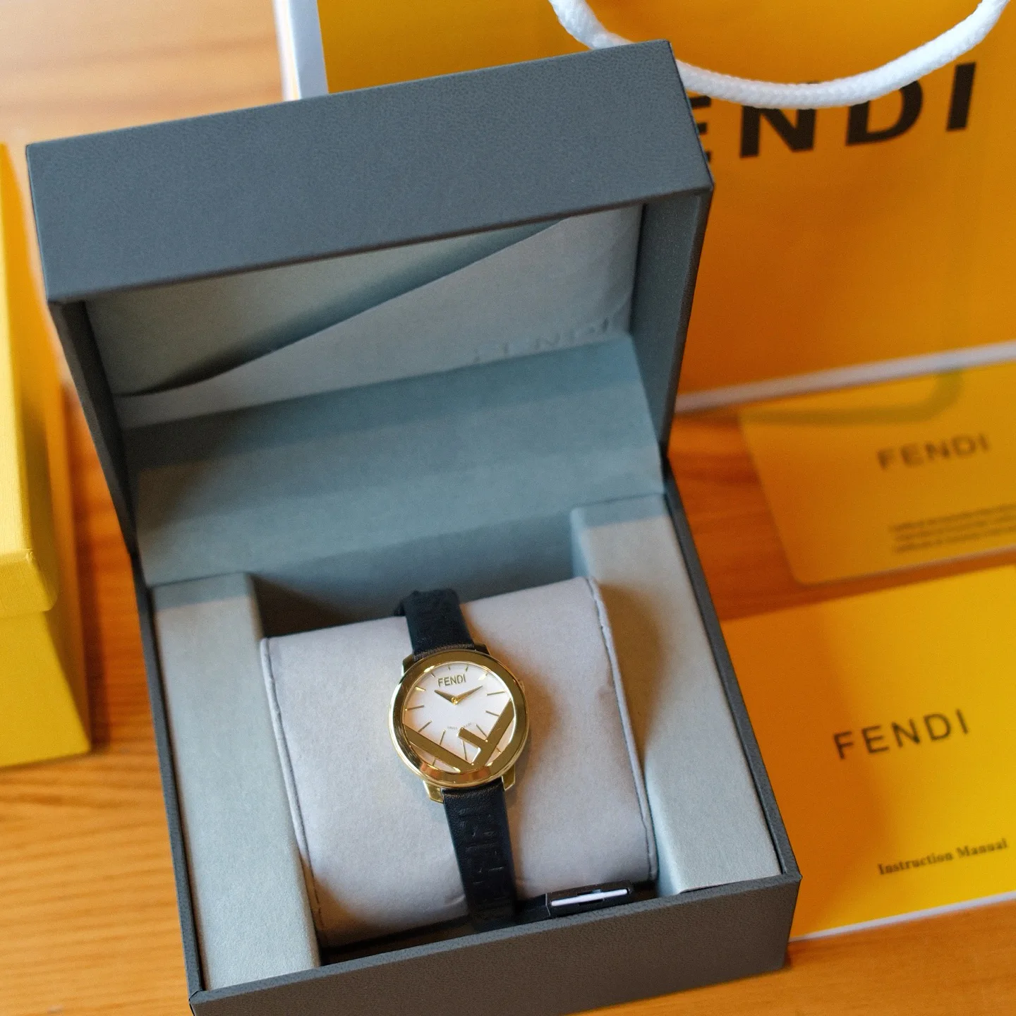 Часы Женские Fendi 1892180