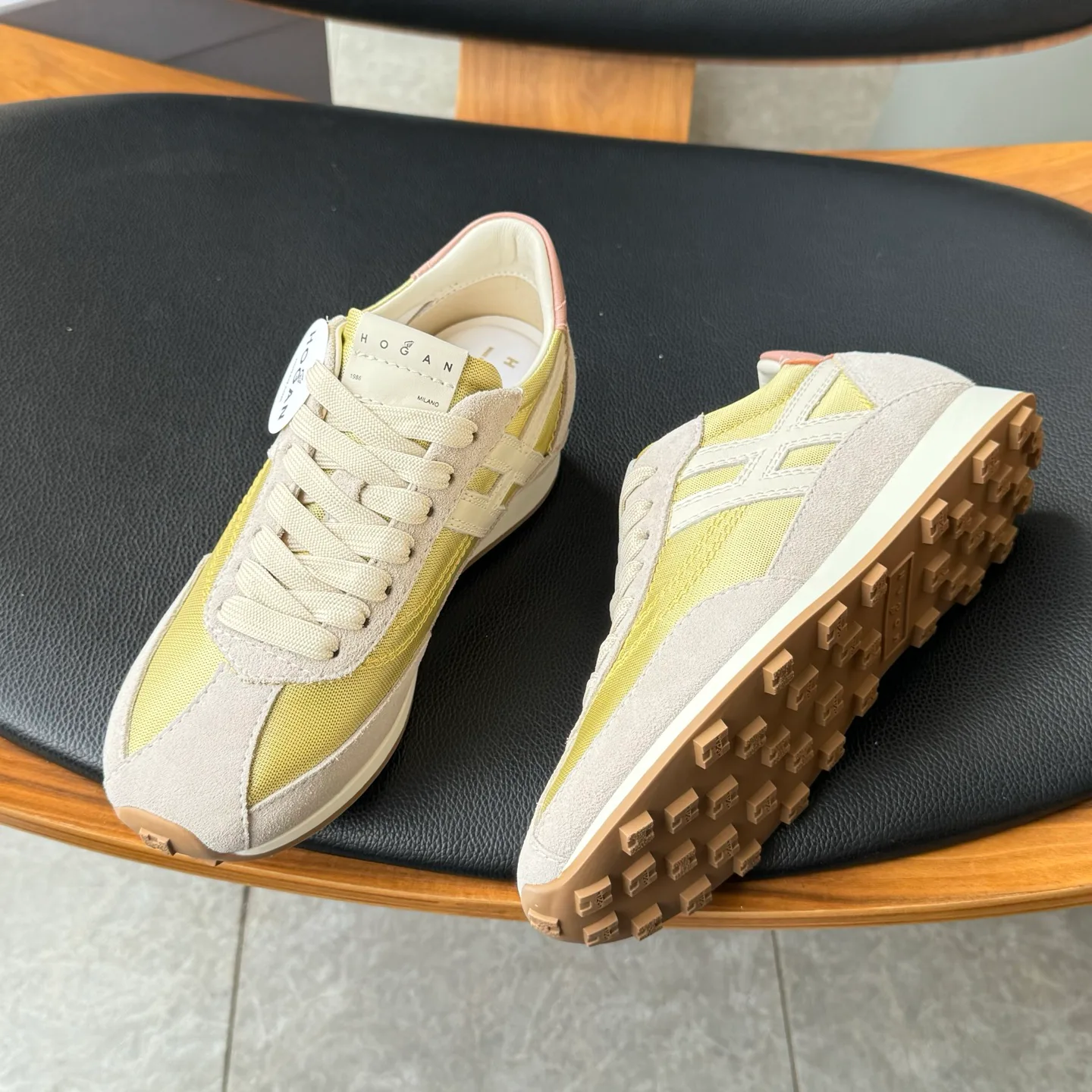 Кроссовки Женские Hogan 12629917