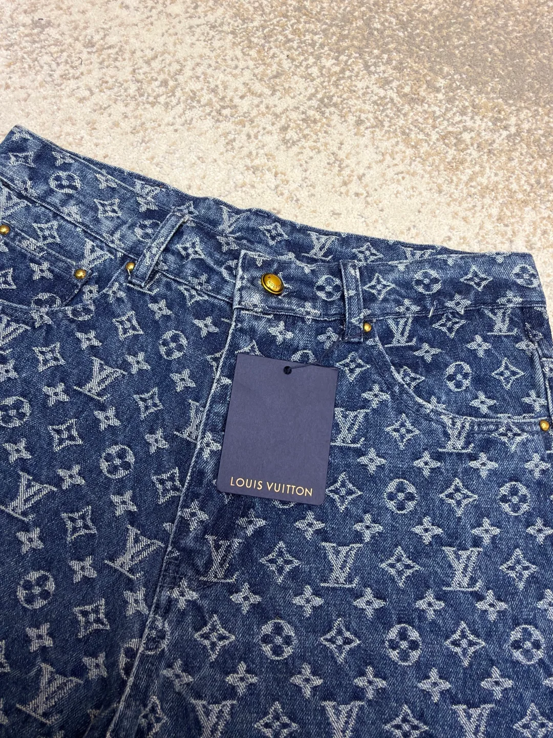 Шорты Мужские Louis Vuitton 13077110