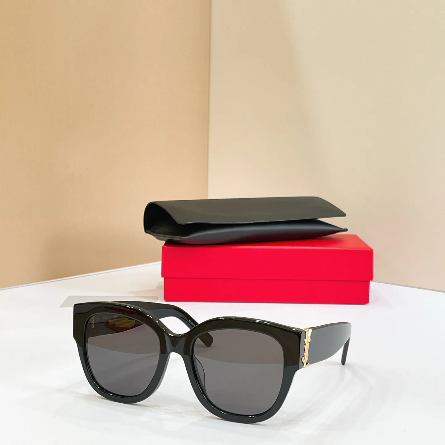 Очки Saint Laurent 17495850