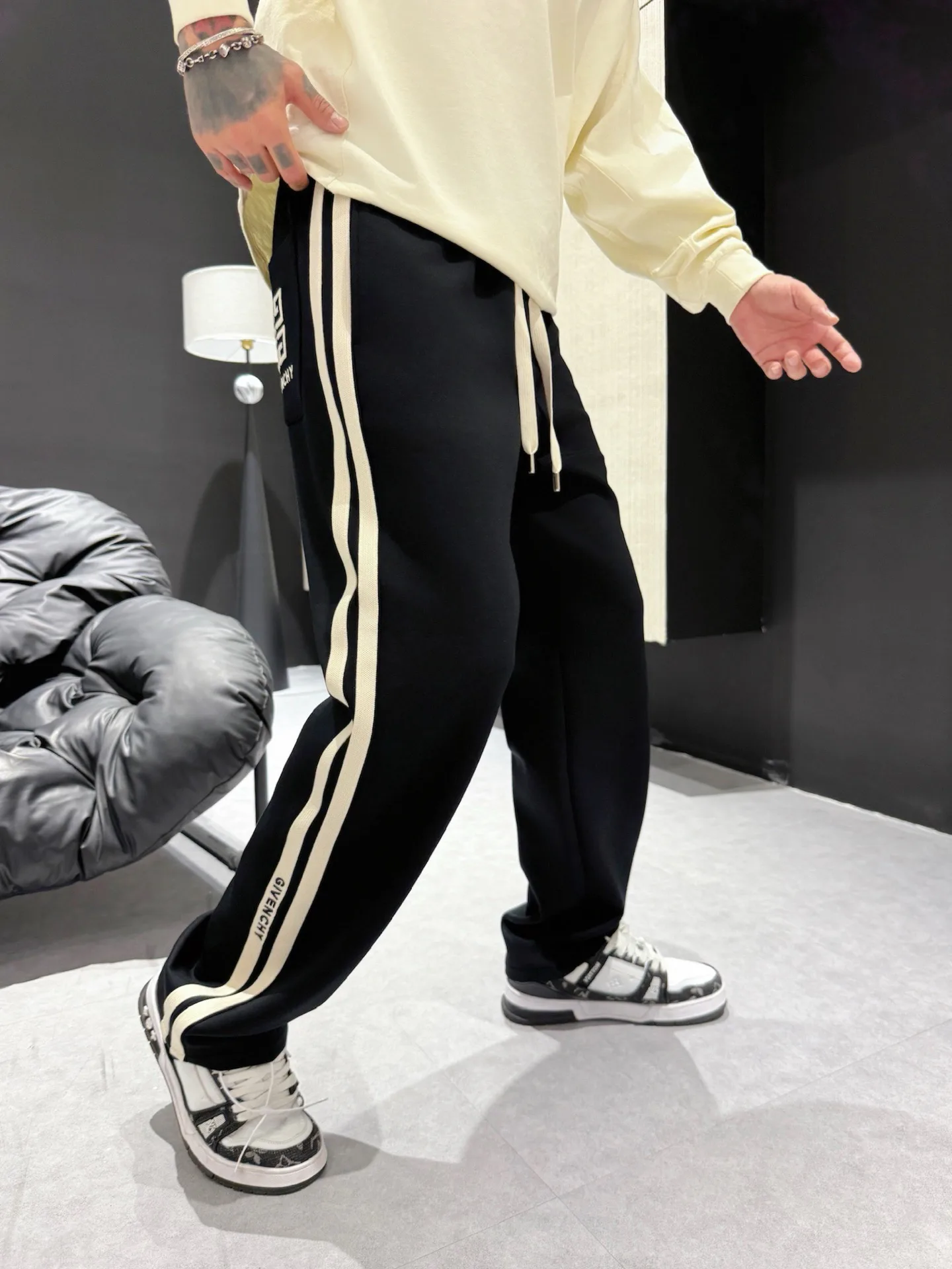 Брюки Мужские Givenchy 998928
