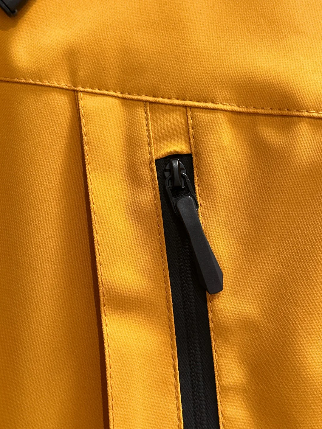 Куртки И Пуховики Женские Fendi 11054665