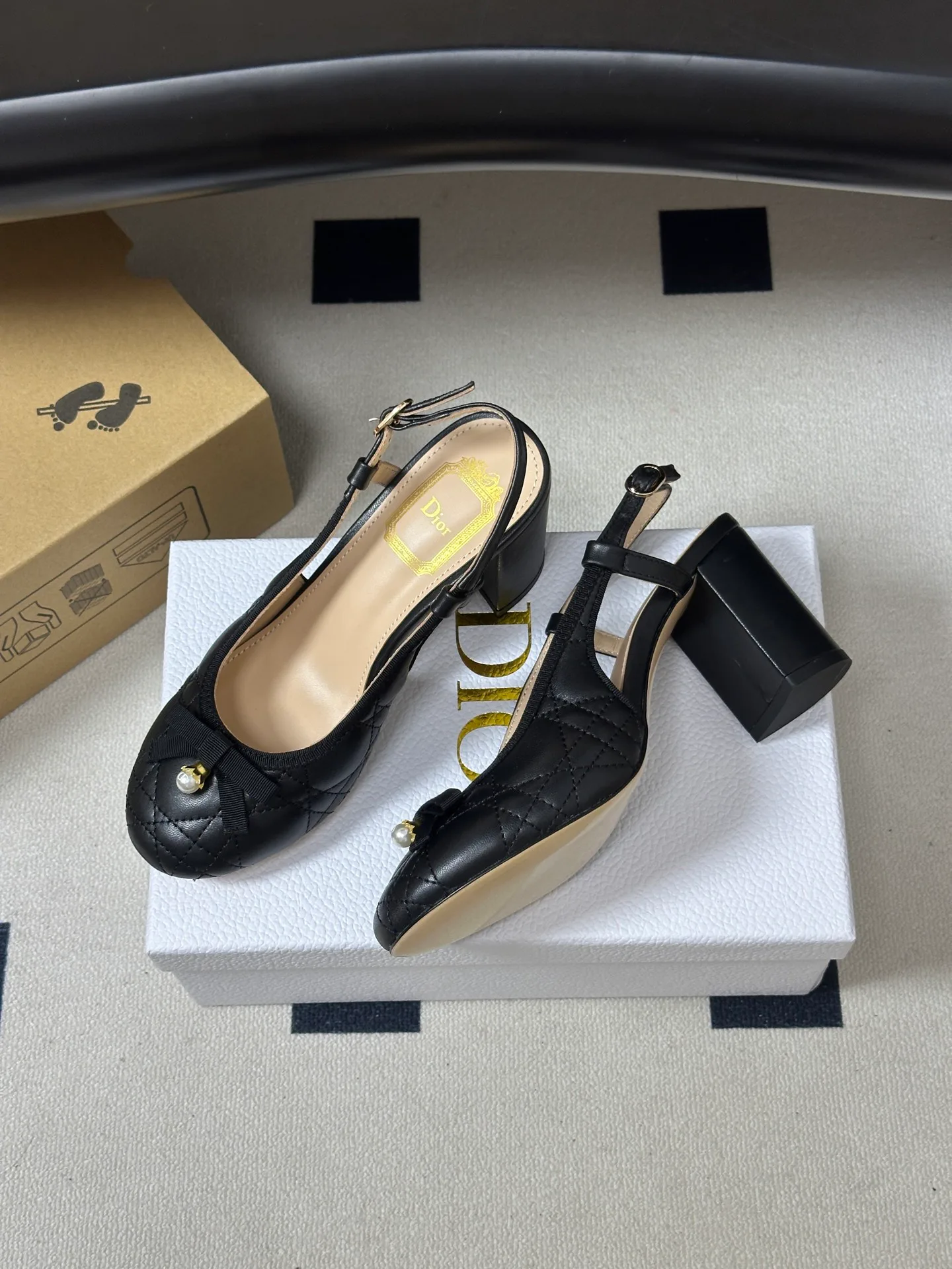 Босоножки Женские Christian Dior 18070062