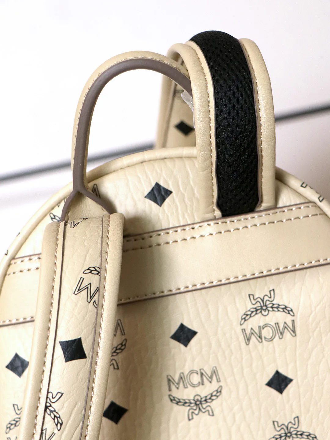 Рюкзаки Женские Mcm 10017815