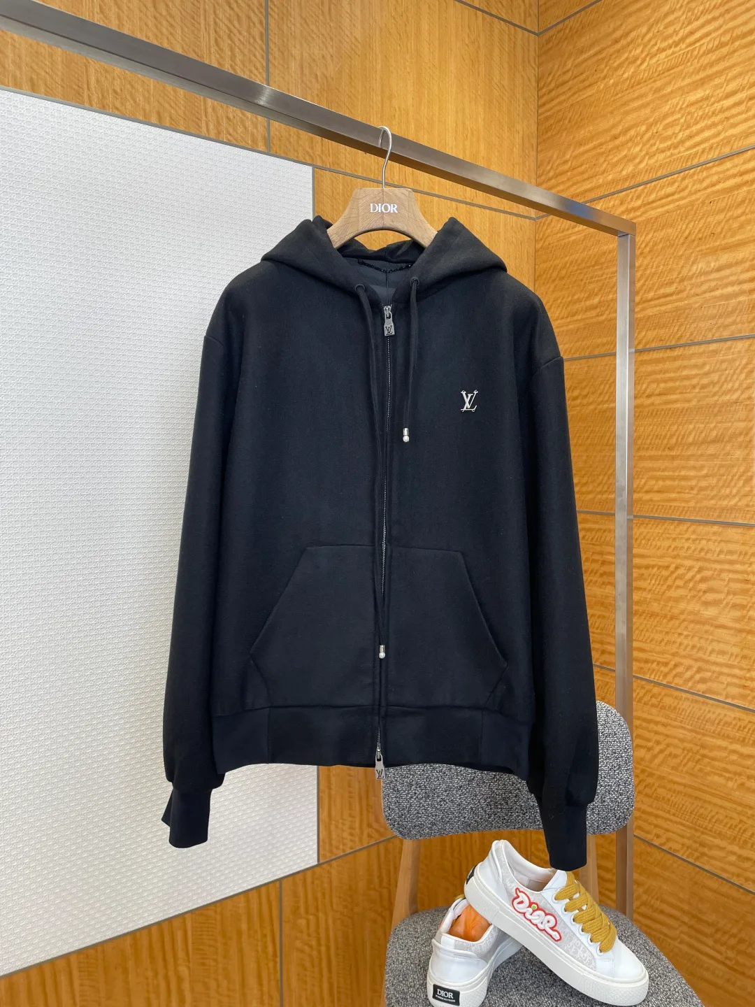 Куртки И Пуховики Мужские Louis Vuitton 5877517