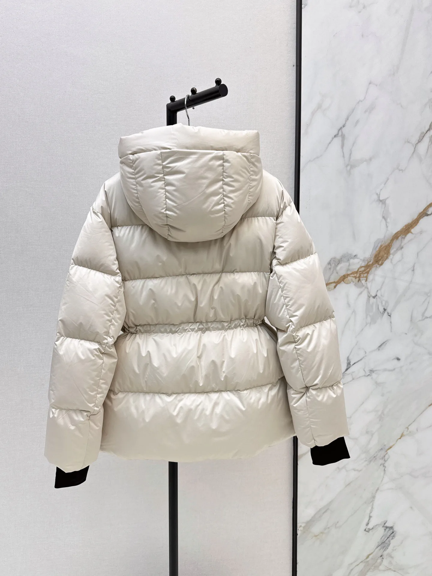 Куртки И Пуховики Женские Prada 18814808