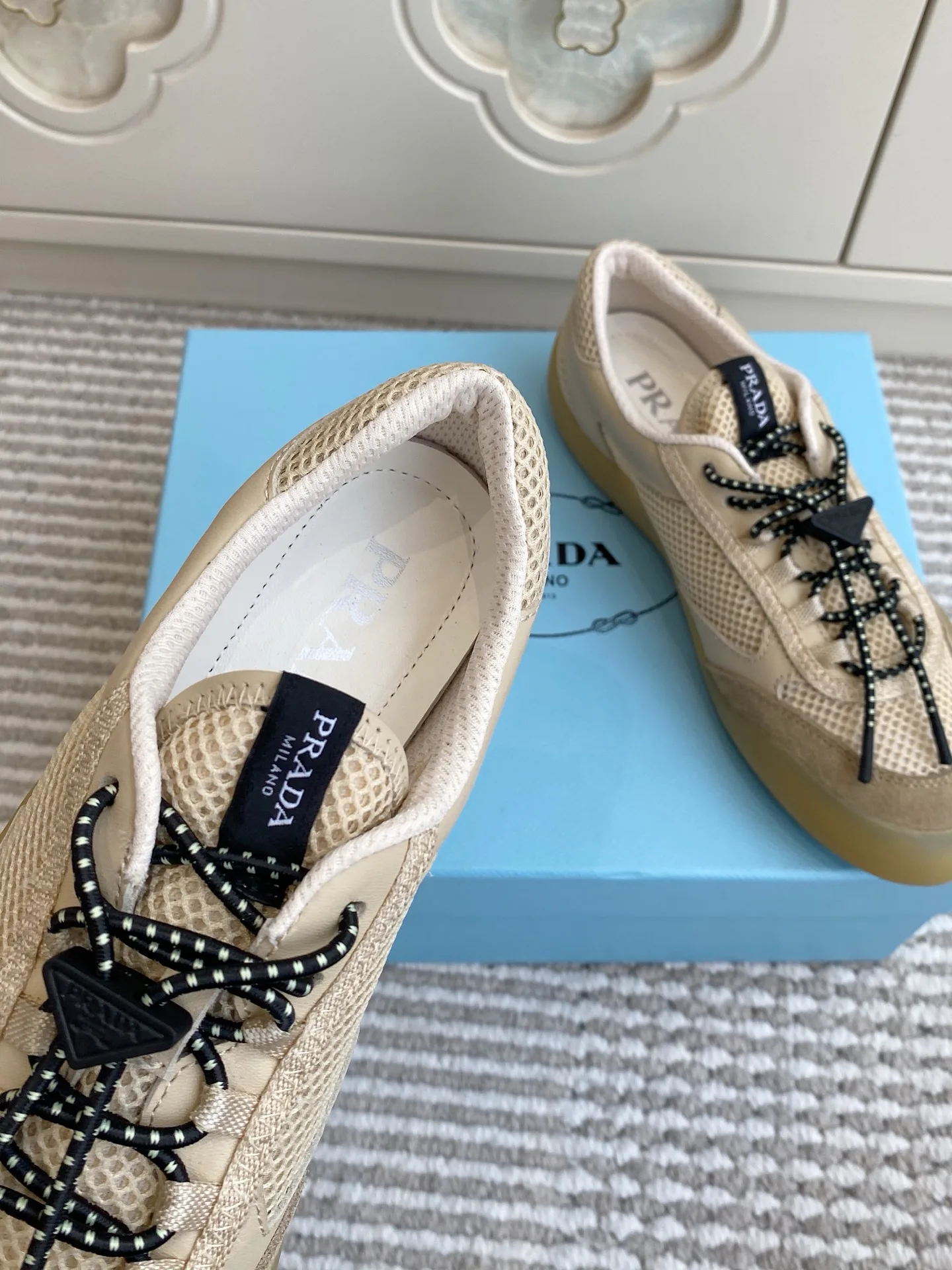 Кроссовки Женские Prada 13239495