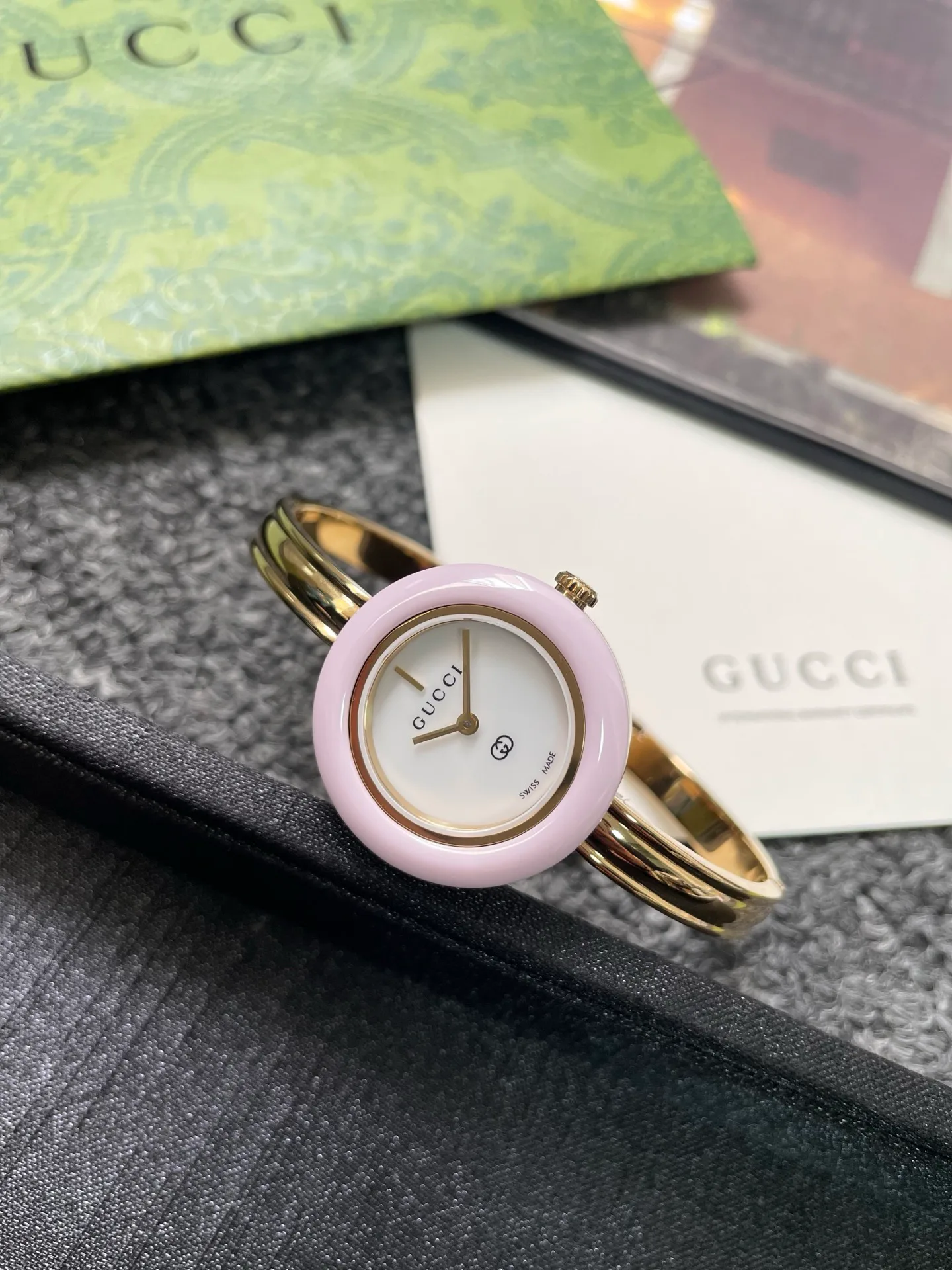 Часы Женские Gucci 798080