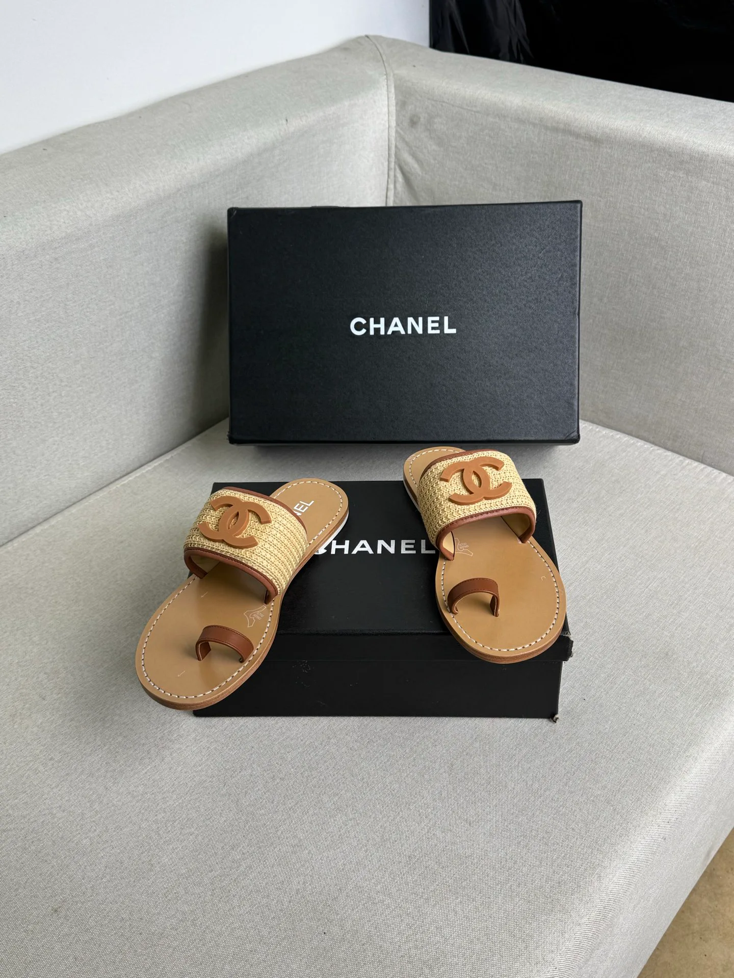 Сандалии Женские Chanel 13181110