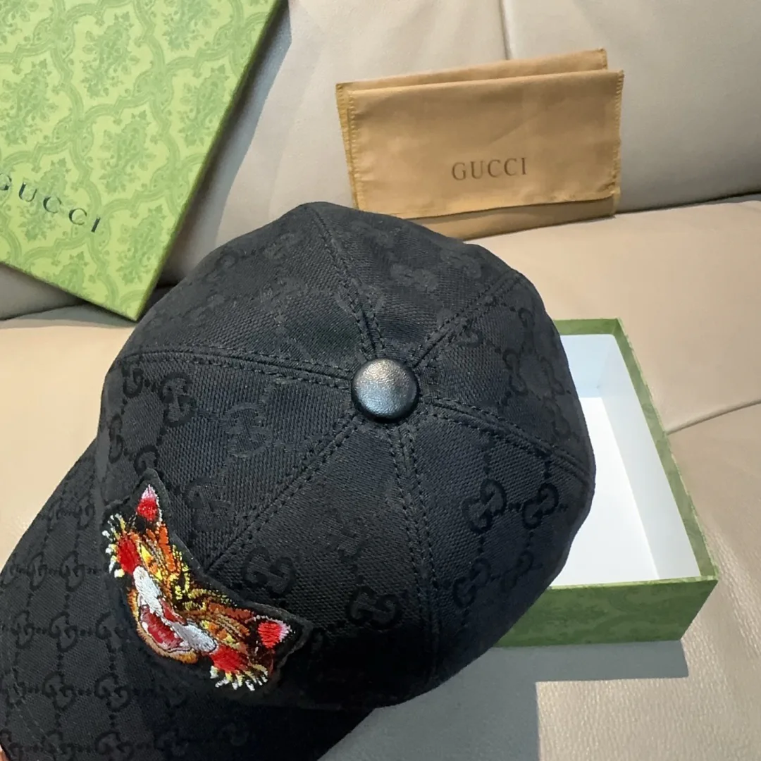 Головные Уборы Gucci 17604812