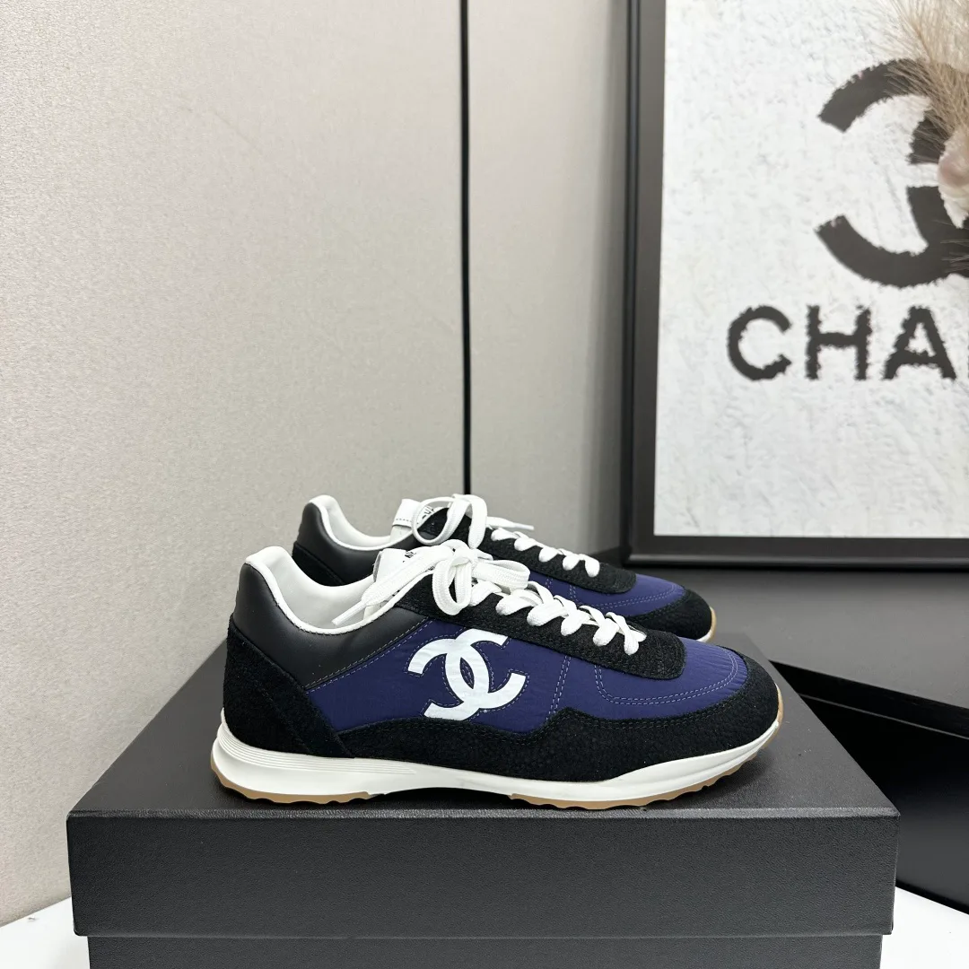 Кроссовки Женские Chanel 11738514
