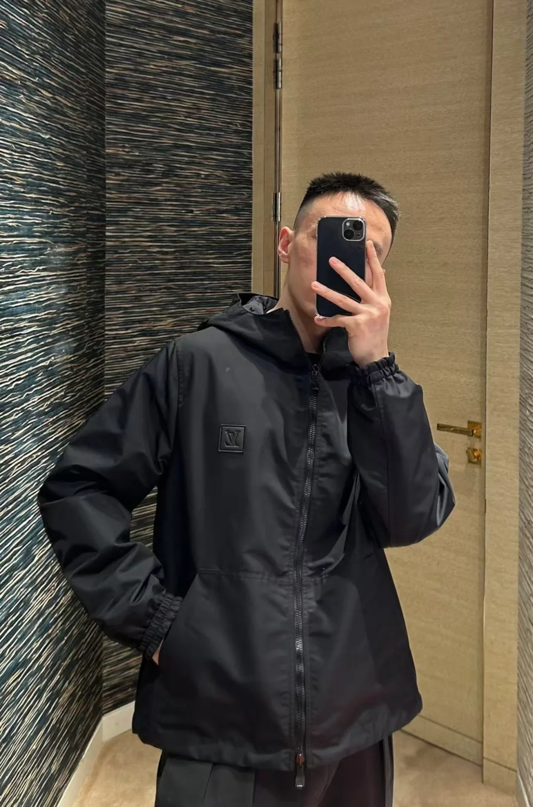 Куртки И Пуховики Мужские Louis Vuitton 11781079