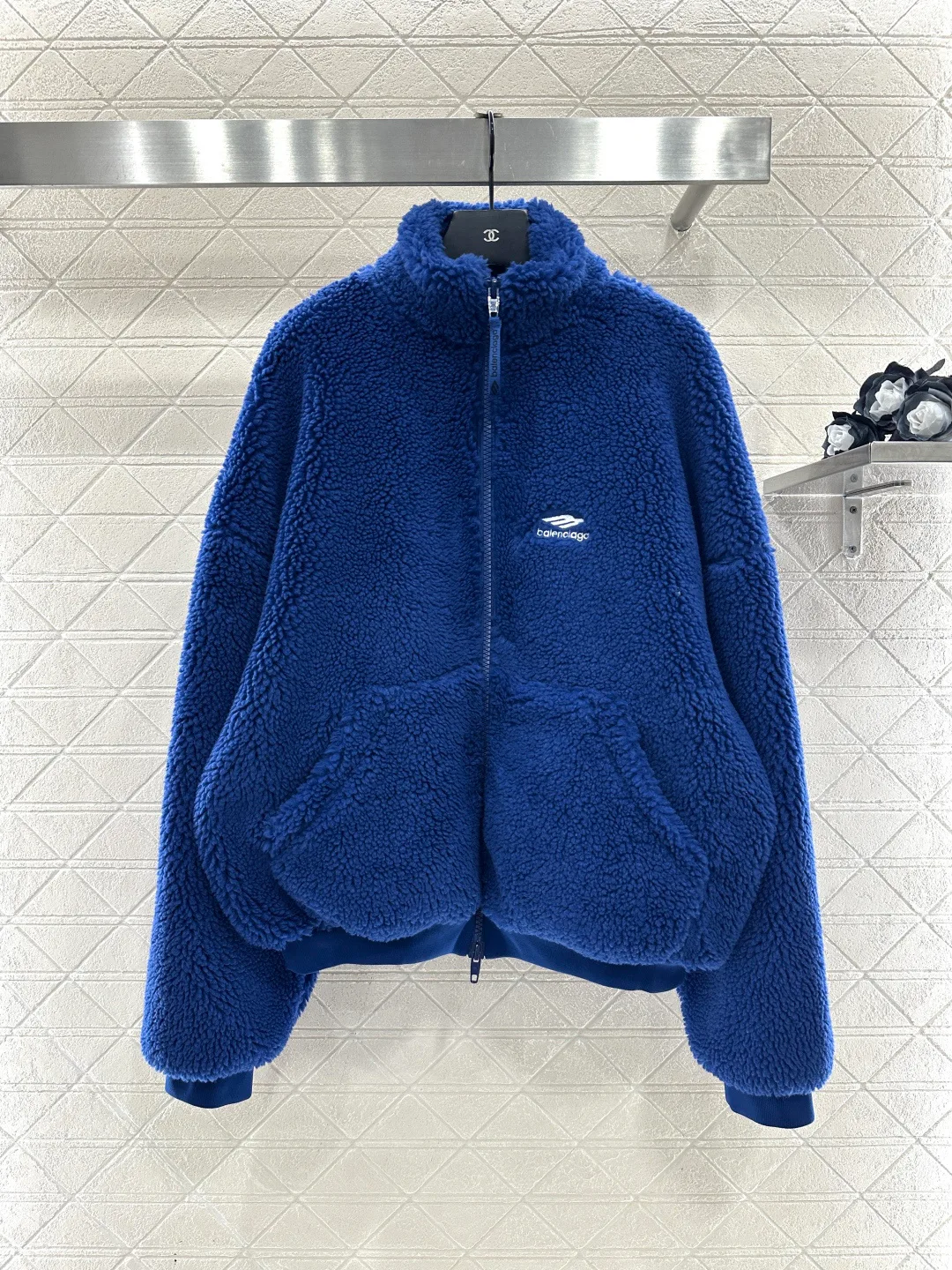 Куртки И Пуховики Женские Balenciaga 603057