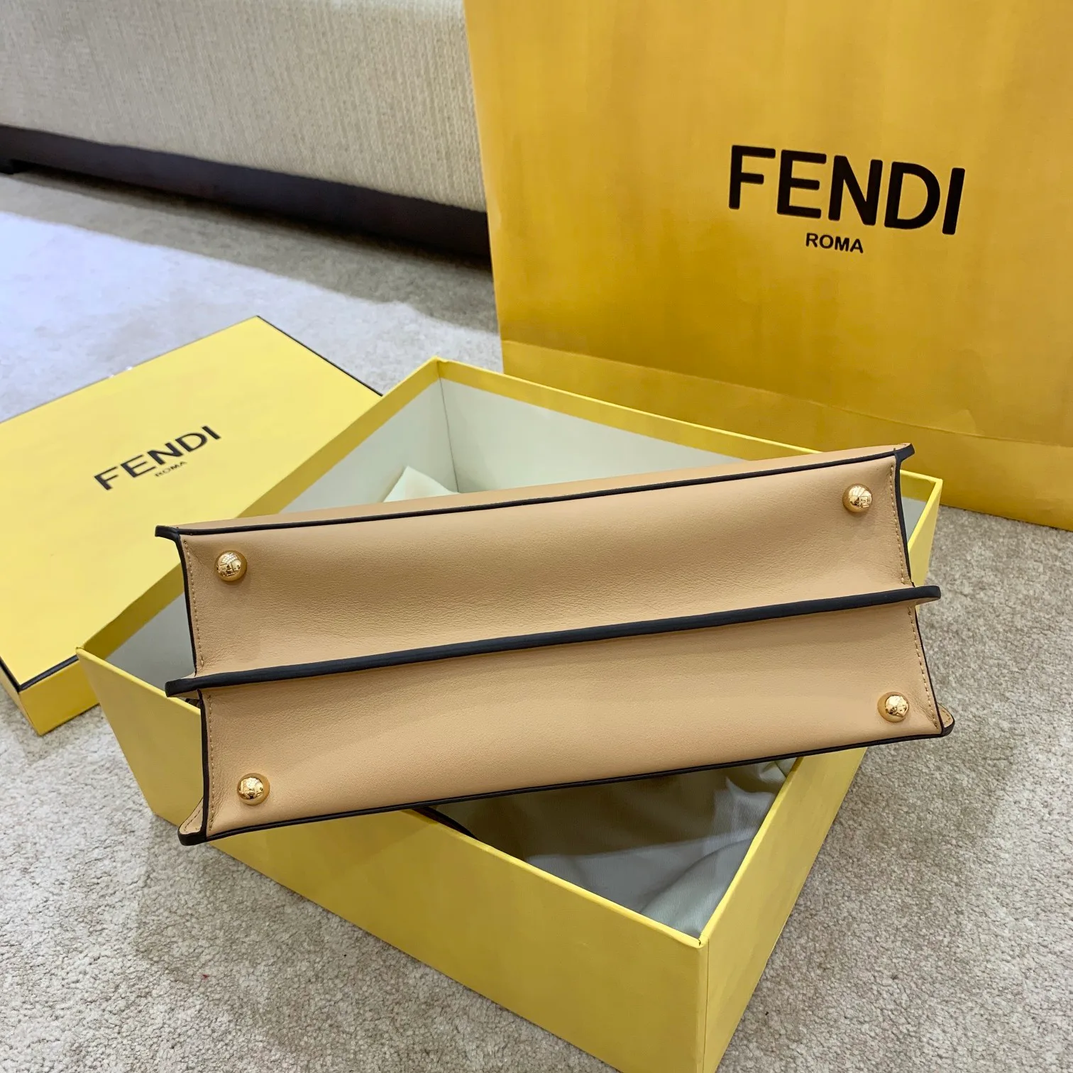 Классические Сумки Женские Fendi 13234507