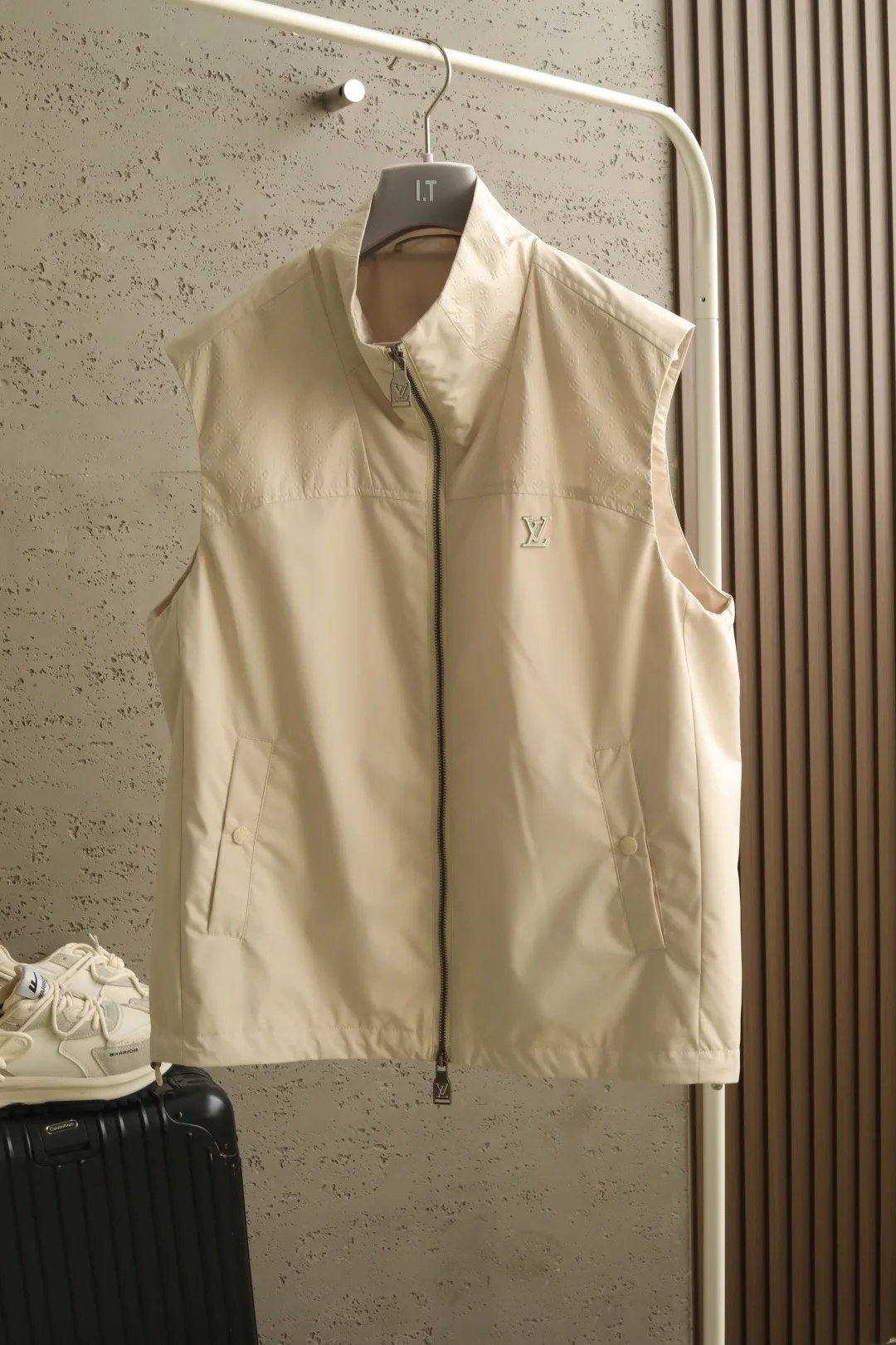 Жилеты Мужские Louis Vuitton 11424979