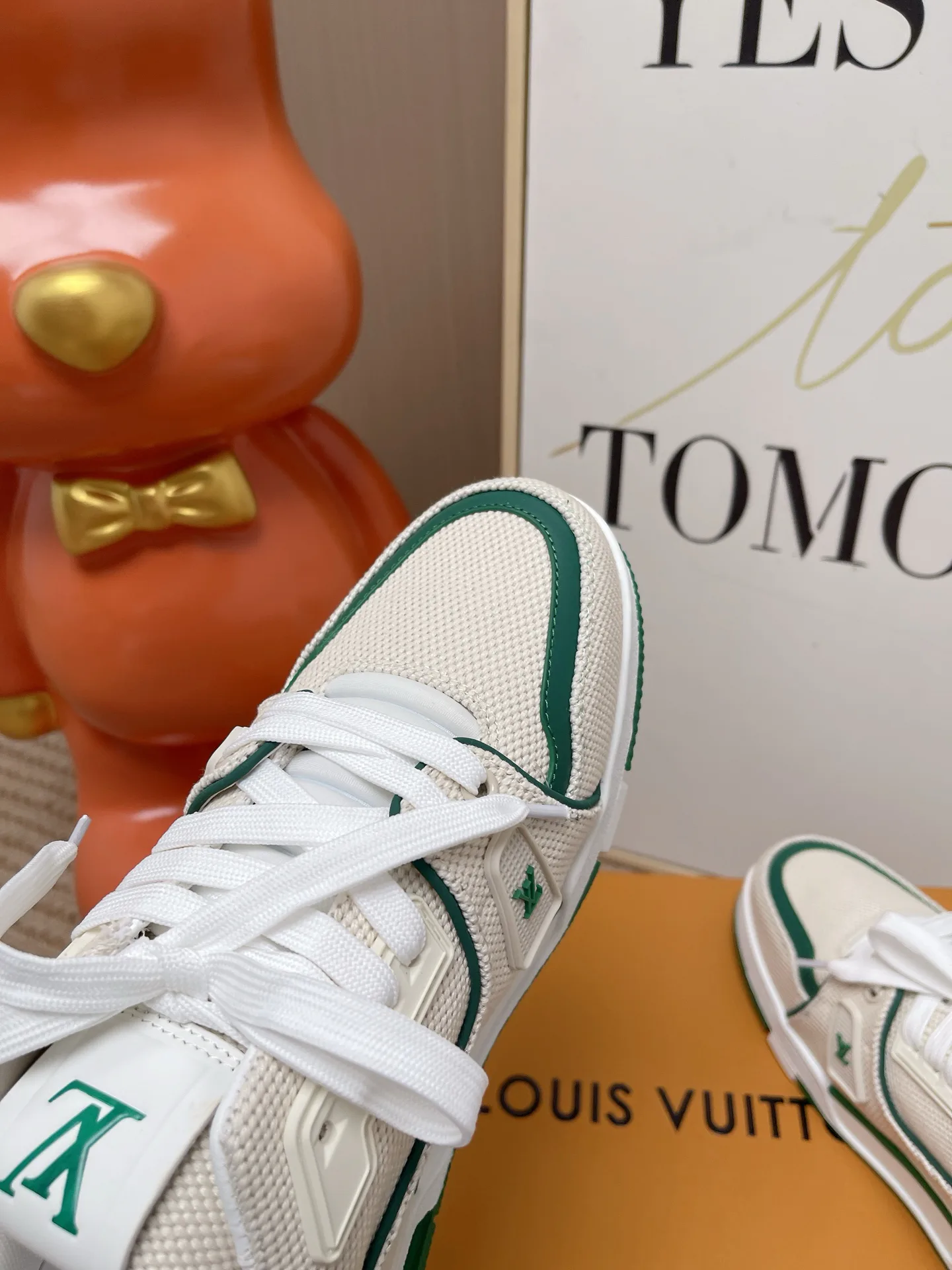 Кроссовки Женские Louis Vuitton 17449383