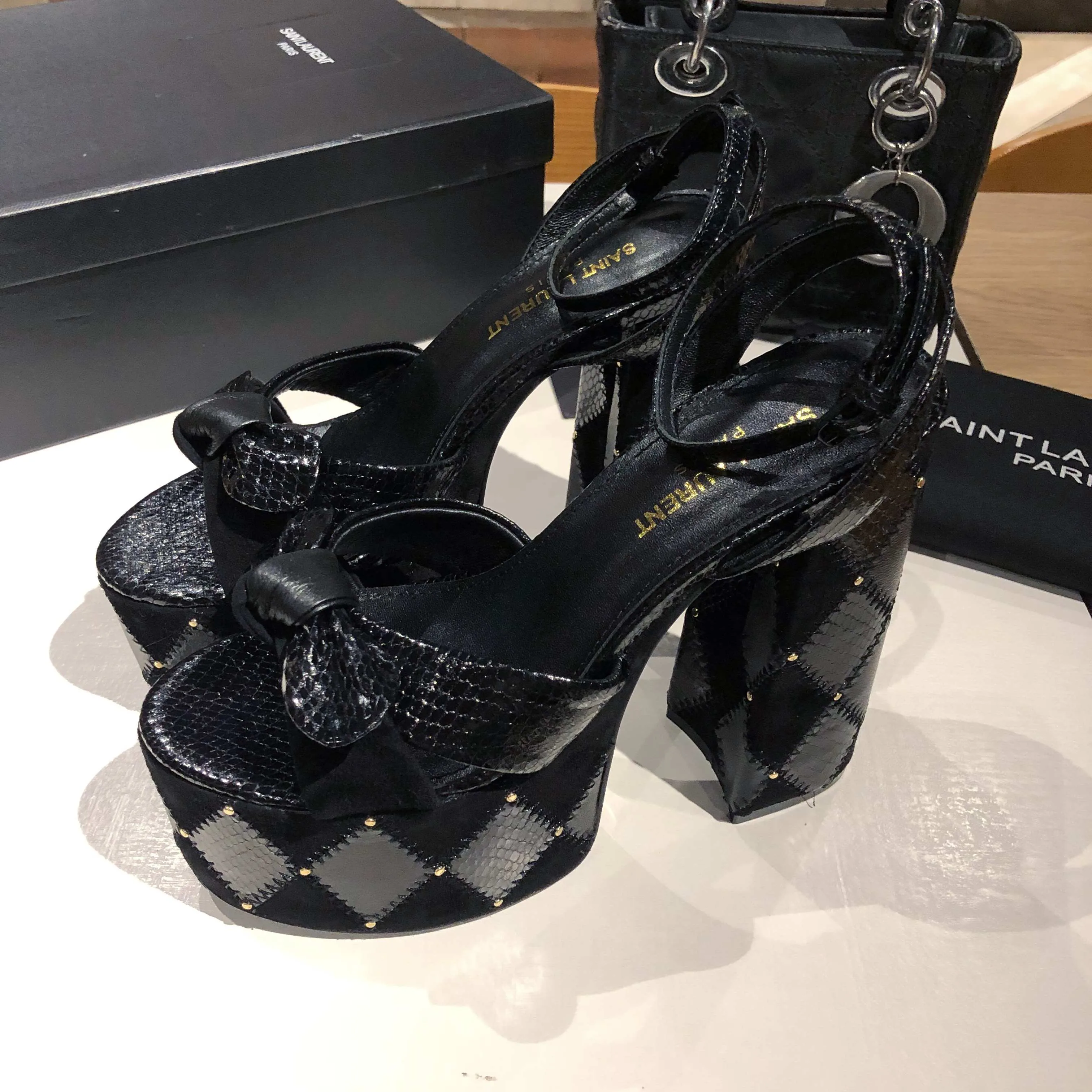 Босоножки Женские Saint Laurent 11220442