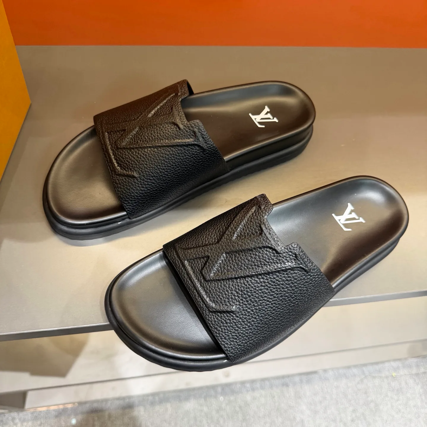 Сандалии Женские Louis Vuitton 9737099