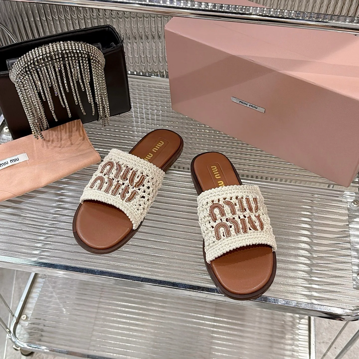 Шлепанцы Женские Miu Miu 17499582