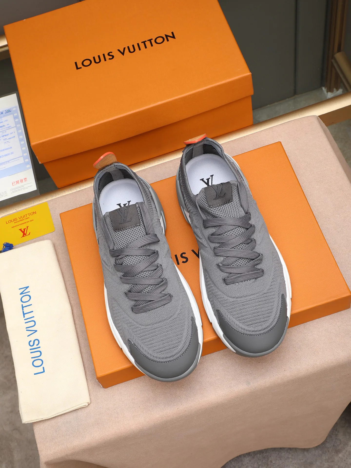 Кроссовки Мужские Louis Vuitton 1277010