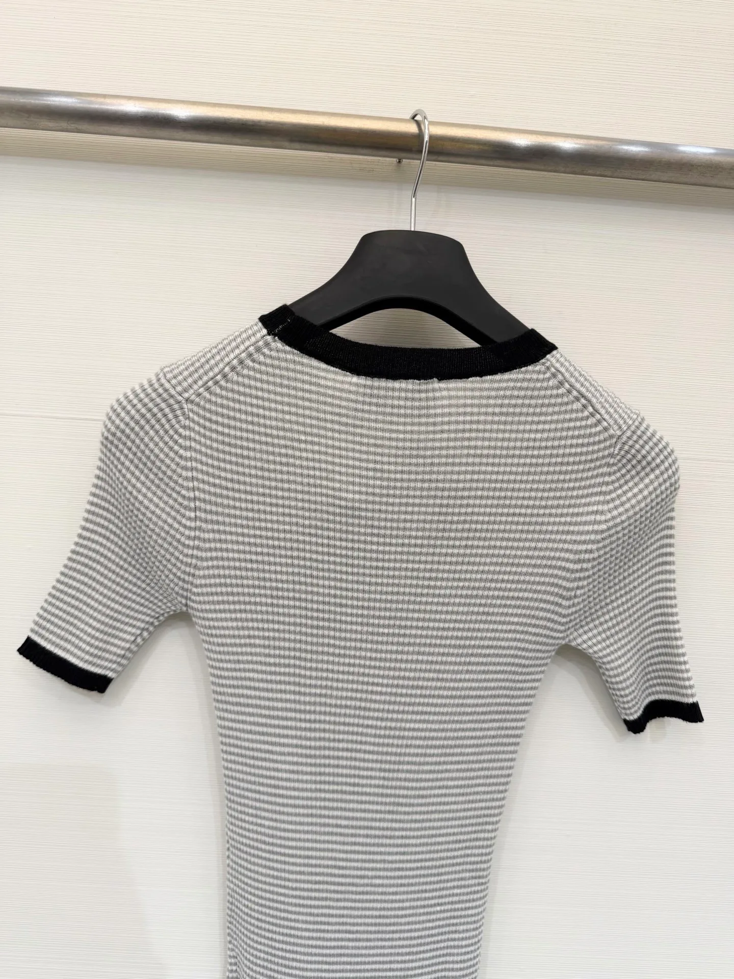 Футболки Женские Prada 13285379
