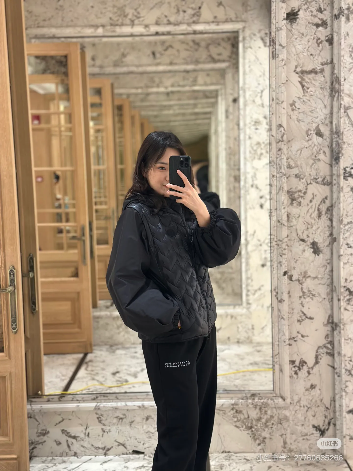 Куртки И Пуховики Женские Moncler 18044131