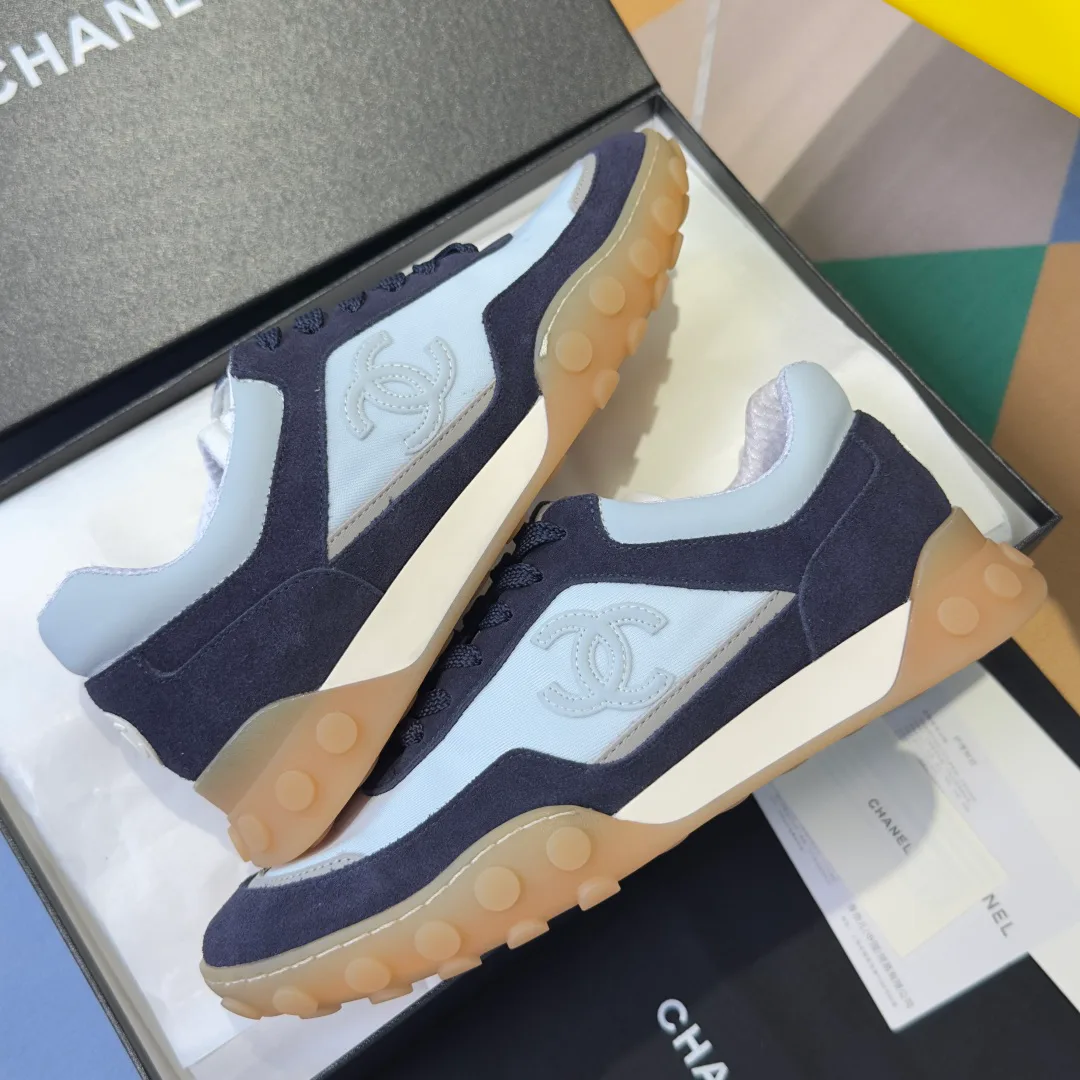 Кроссовки Женские Chanel 11595704