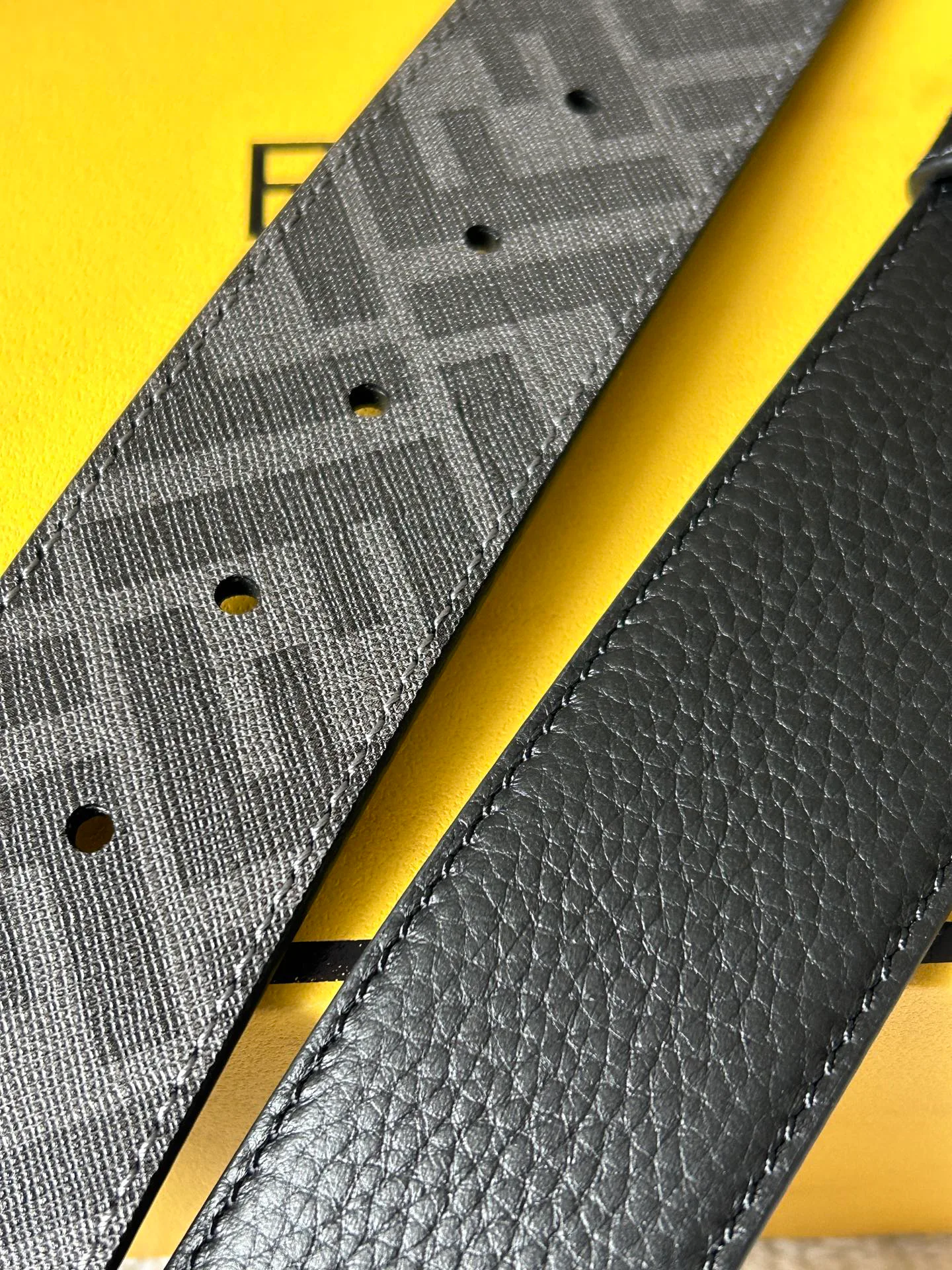 Ремни Fendi 11704488