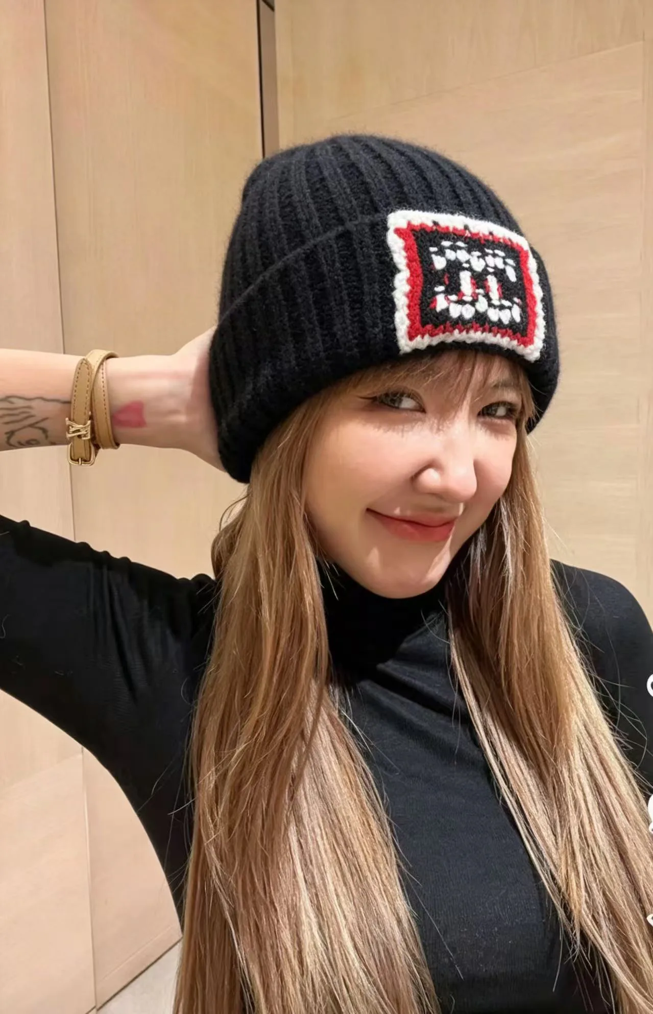 Головные Уборы Chanel 18093228