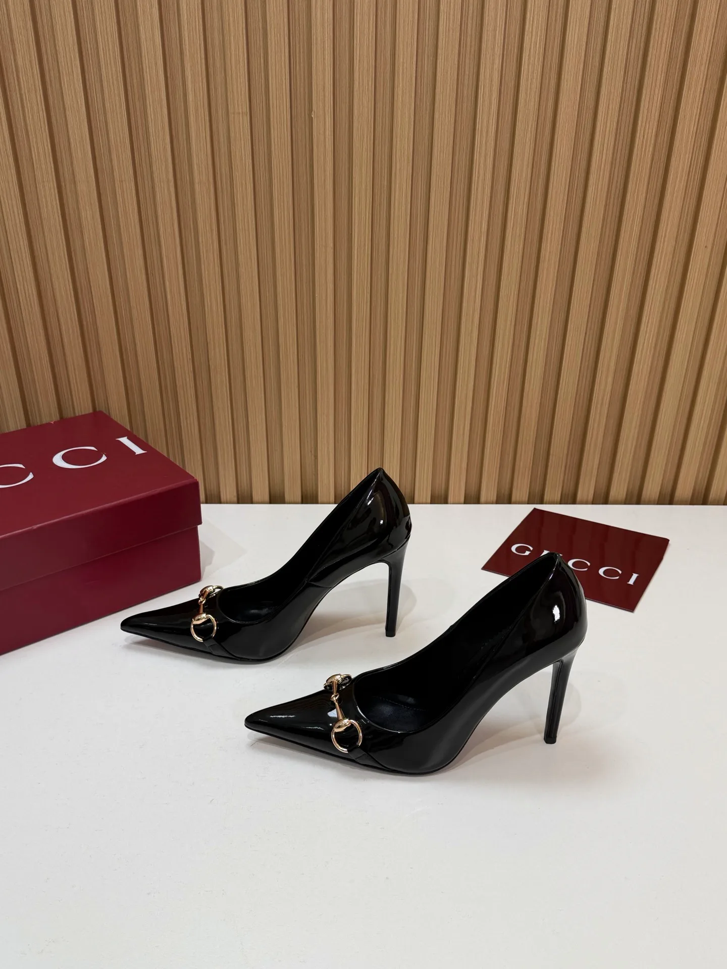 Туфли Женские Gucci 18245470