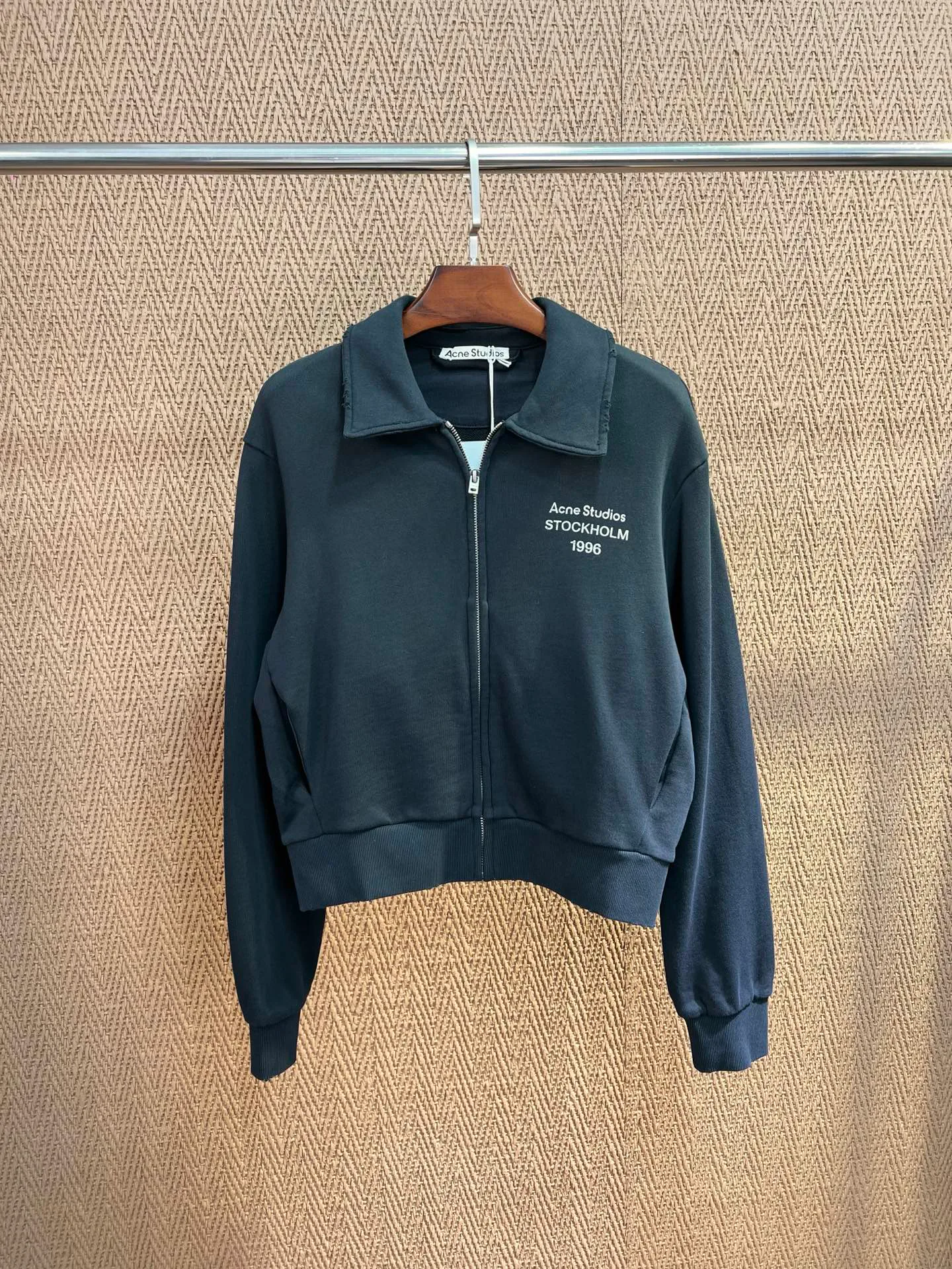 Куртки И Пуховики Женские Acne Studios 18677377