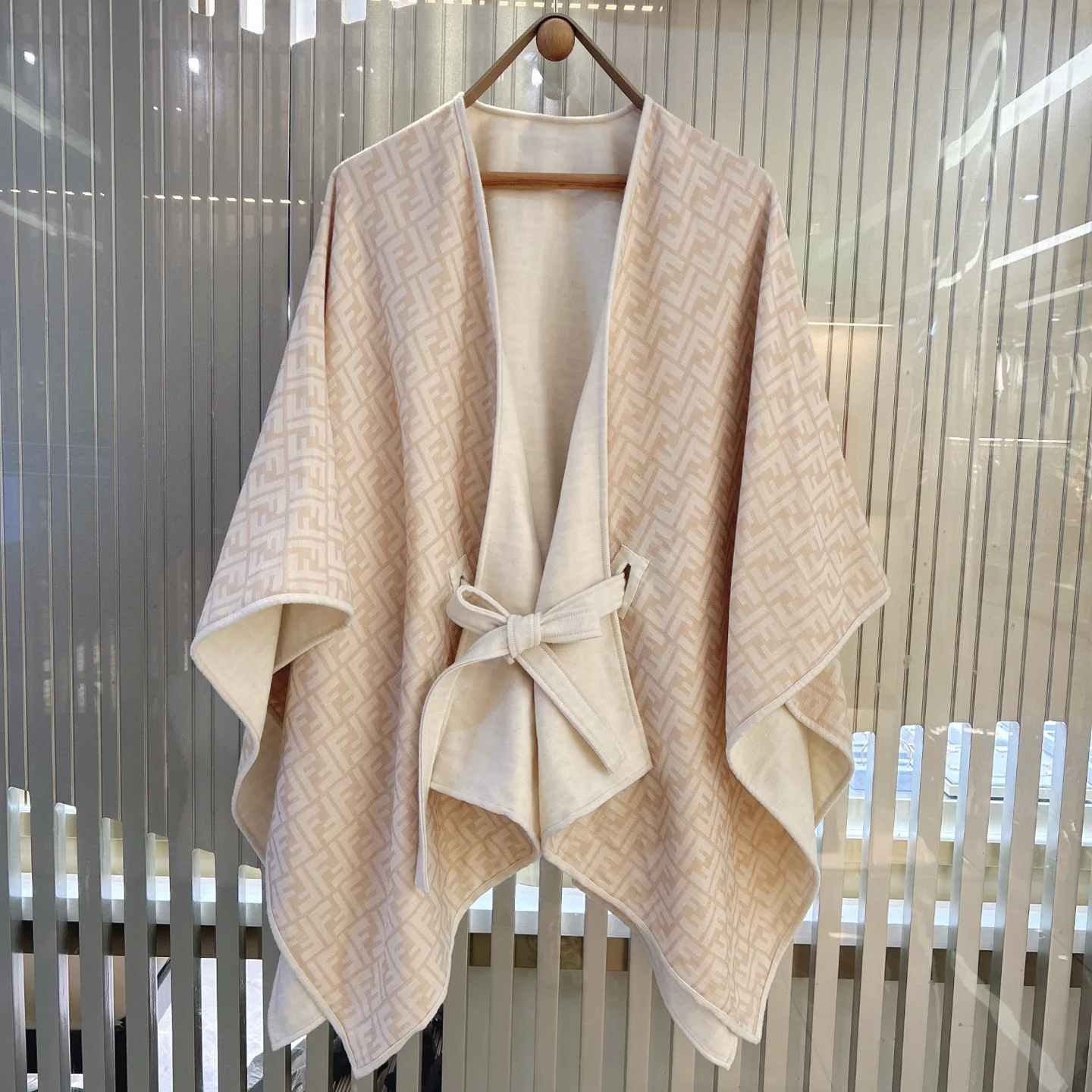 Шарфы Женские Fendi 312027