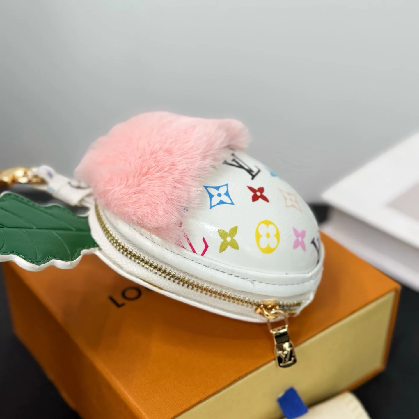 Клатчи Женские Louis Vuitton 13397012