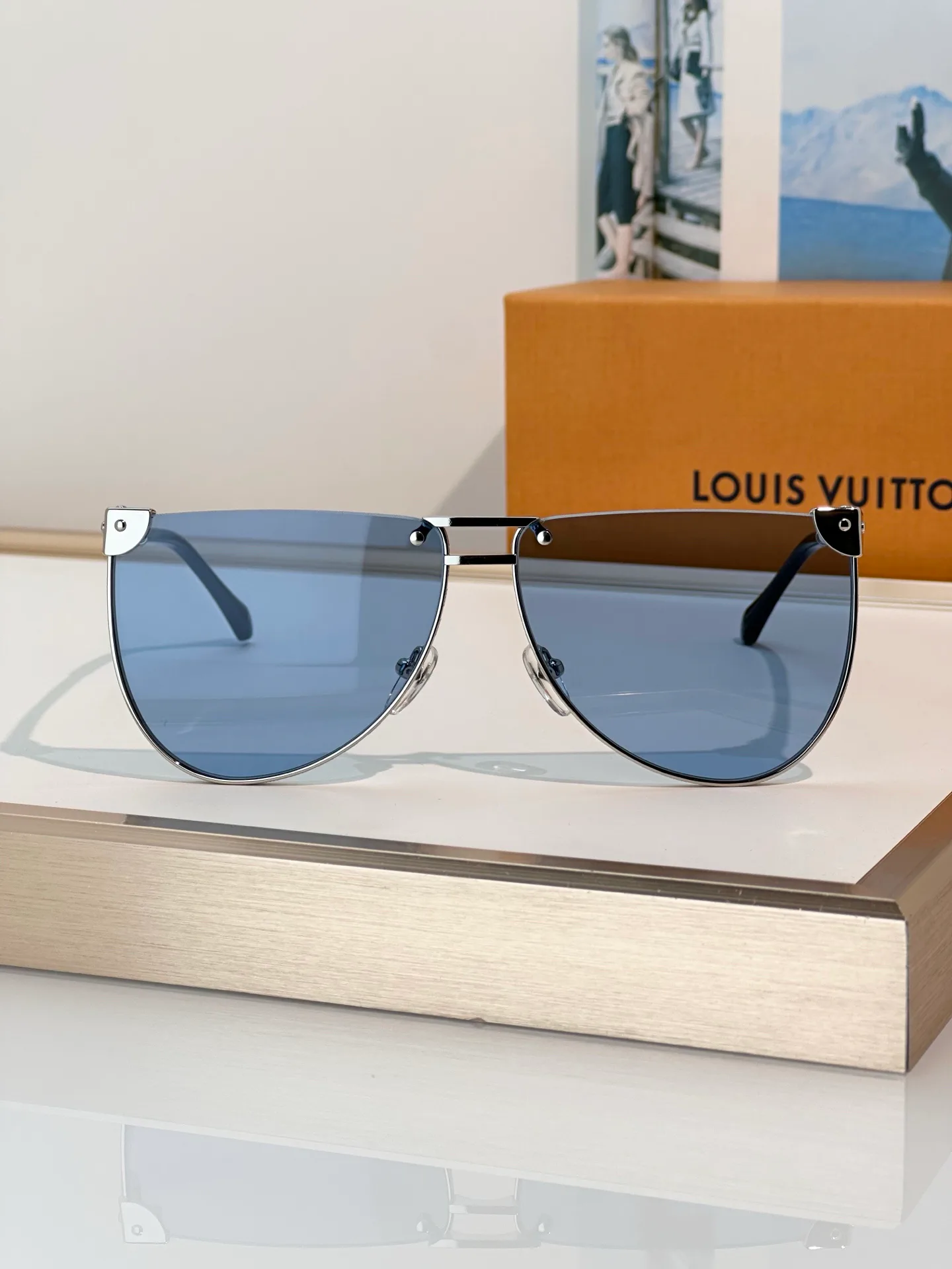 Очки Louis Vuitton 16942428