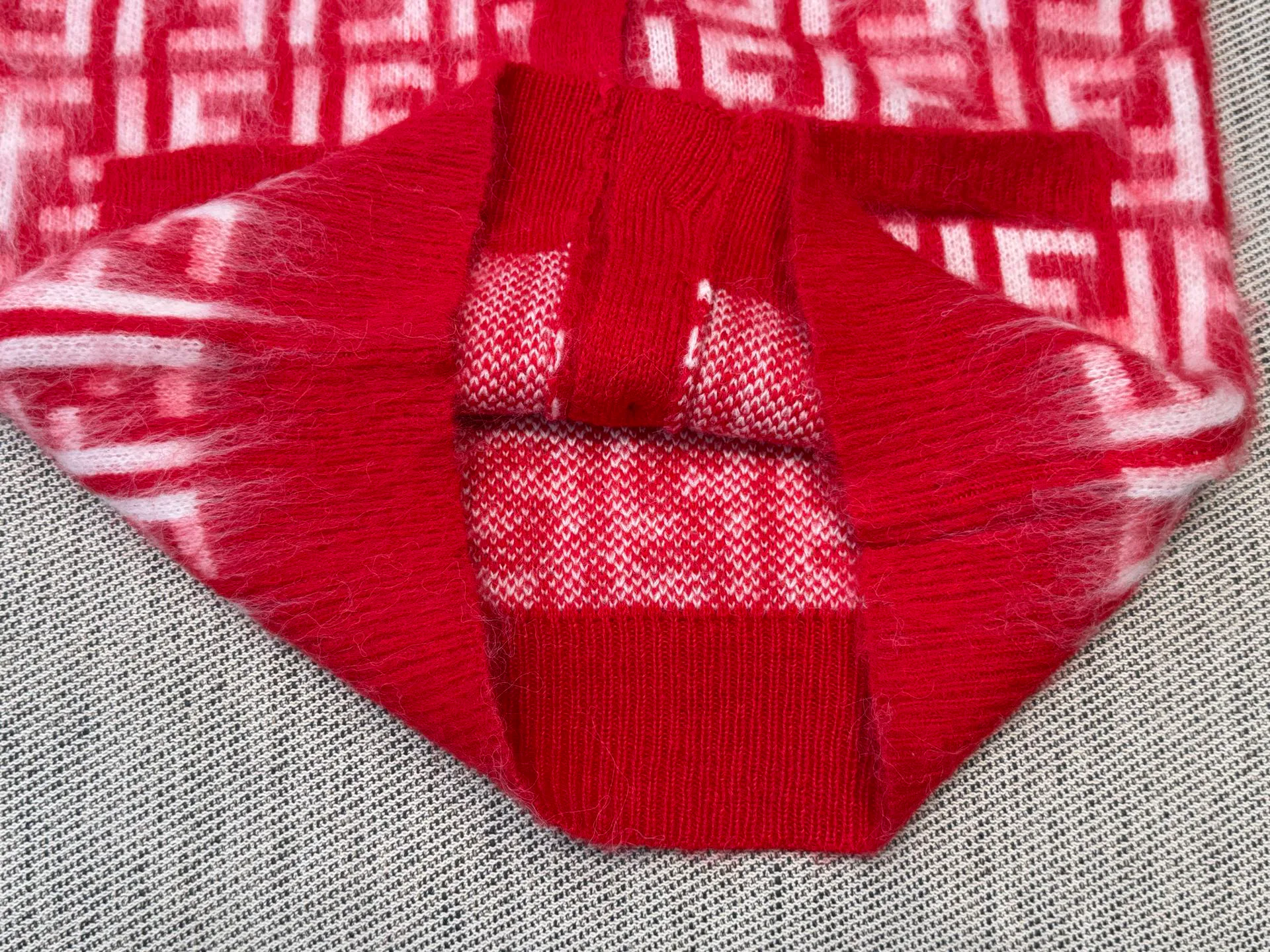 Джемперы И Свитеры Женские Fendi 522686