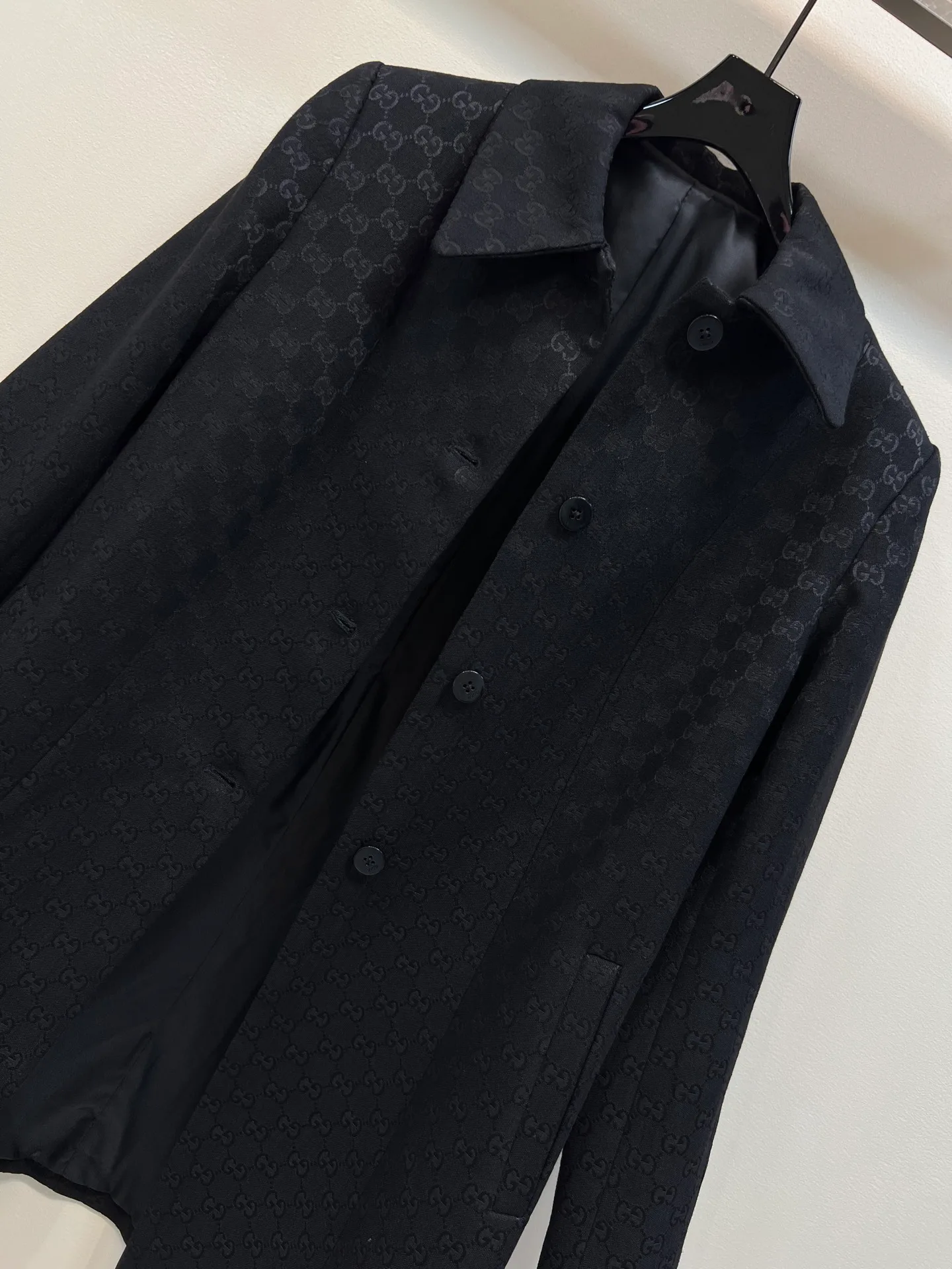 Пальто Женские Gucci 18407875