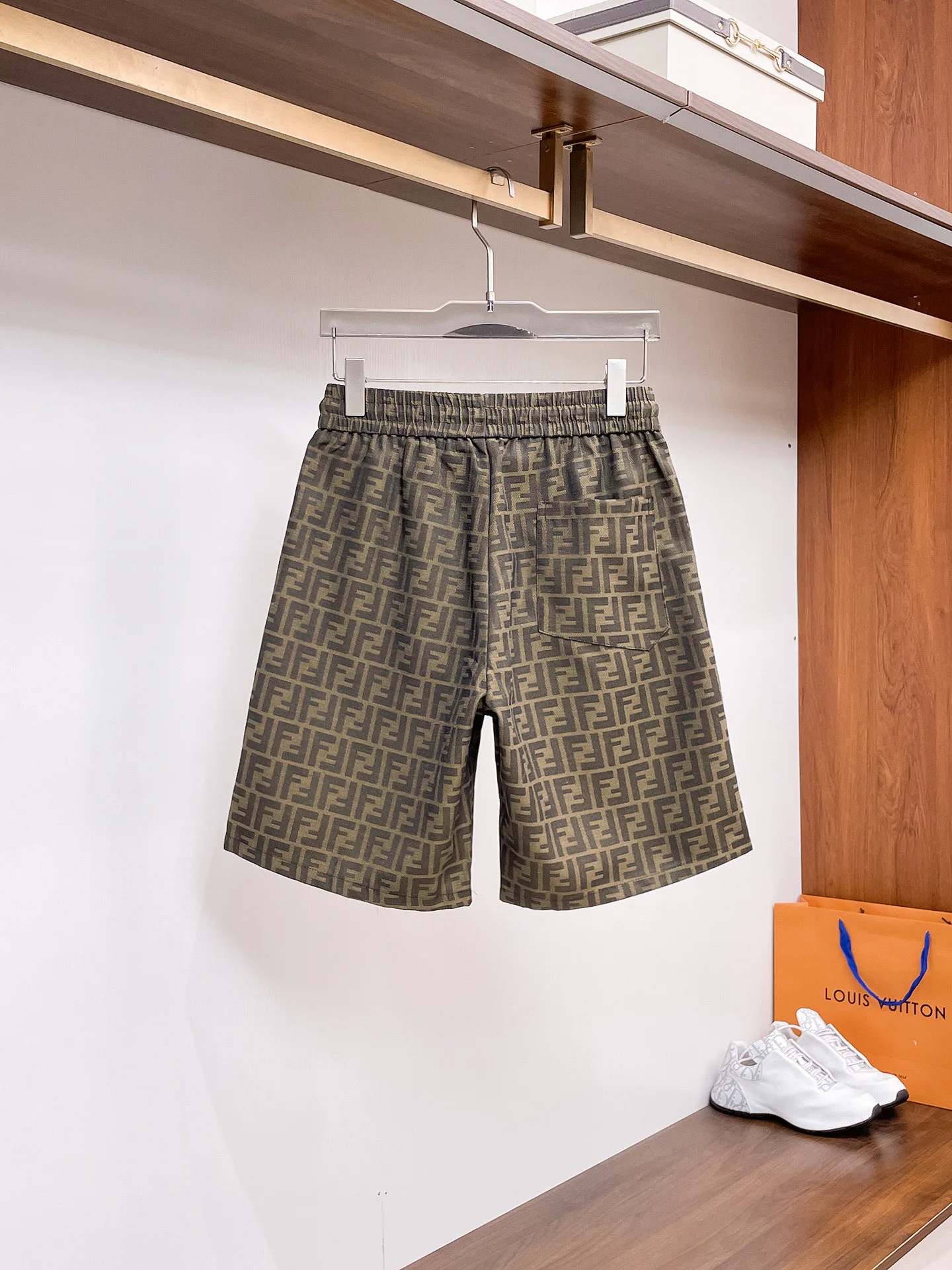 Шорты Мужские Fendi 13417564