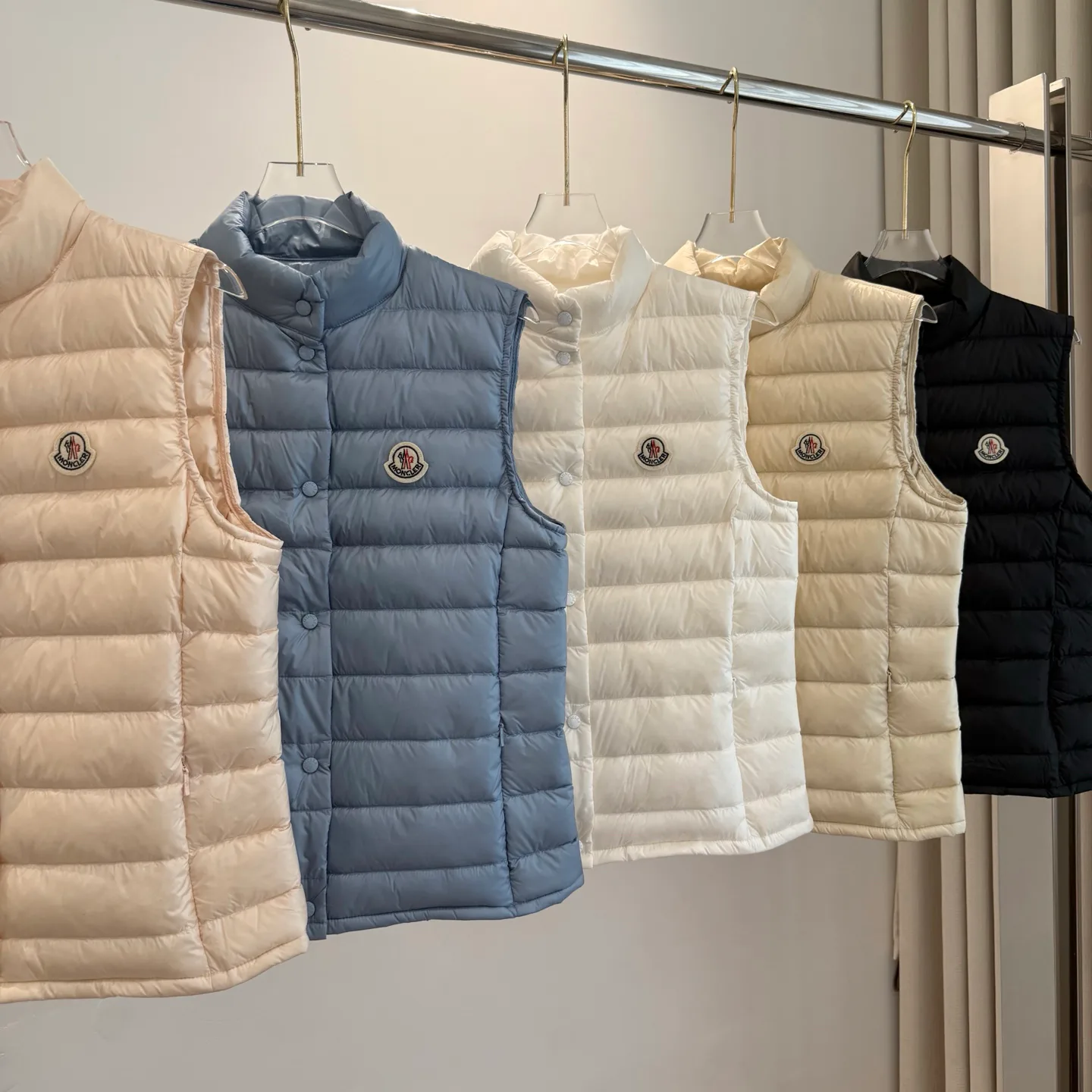 Жилеты Женские Moncler 18723706