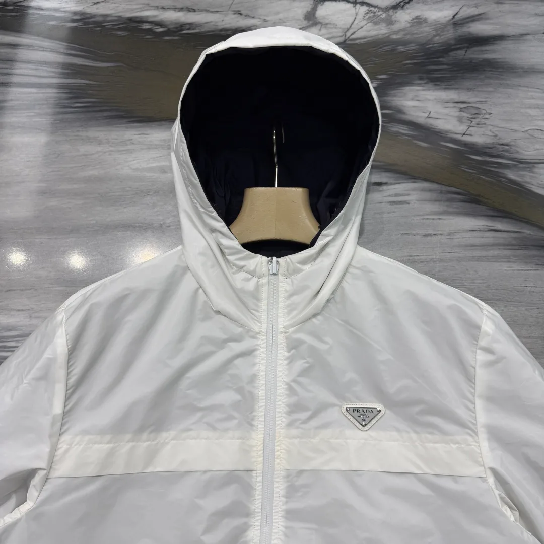 Куртки И Пуховики Мужские Prada 11399648
