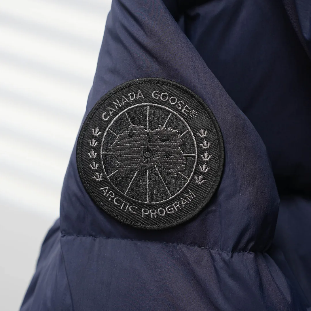 Куртки И Пуховики Мужские Canada Goose 18188324